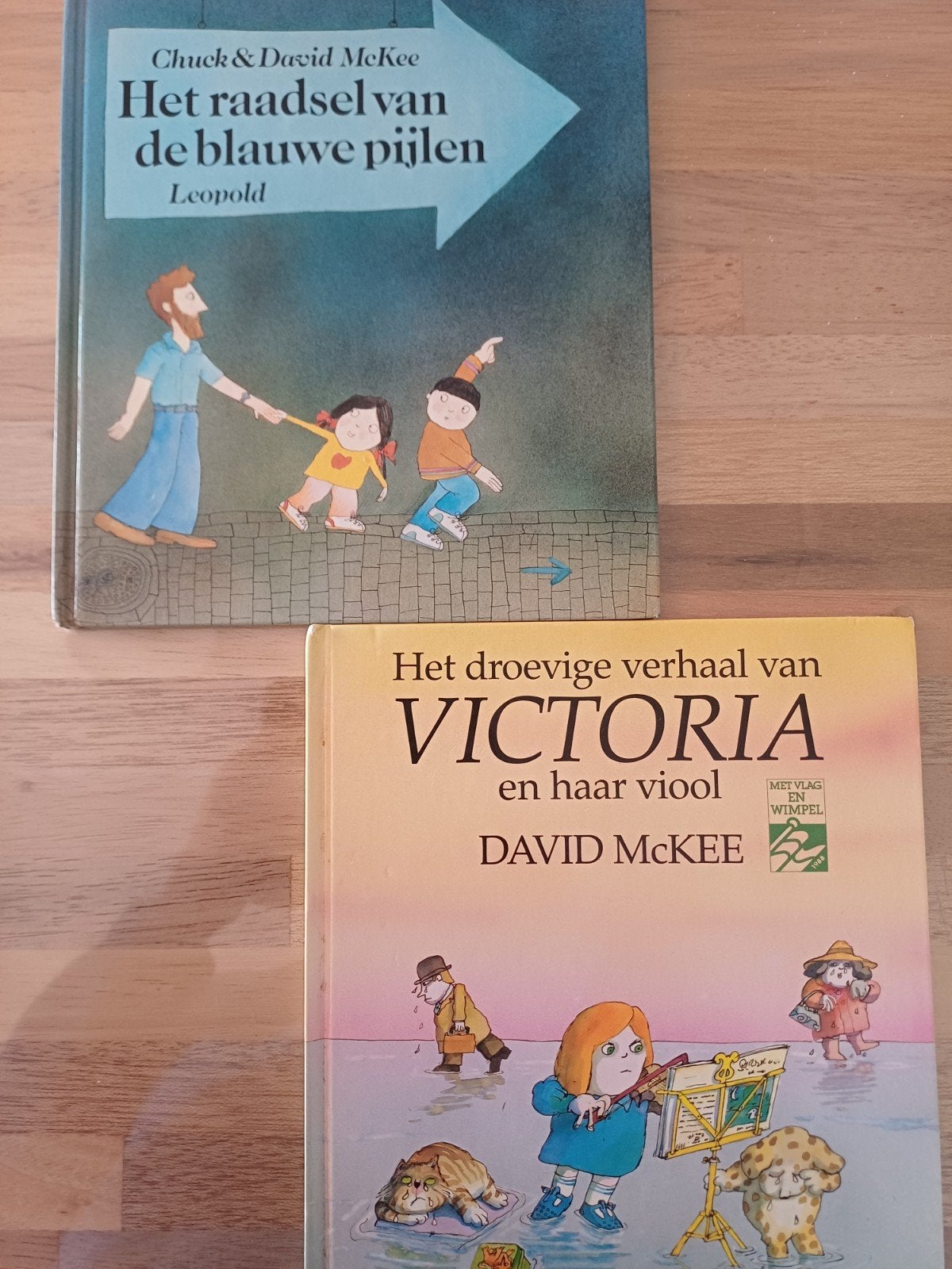 David MacKee.2 heerlijke prentenboekjes voor 7.50, Ophalen of Verzenden, Zo goed als nieuw, Prentenboek