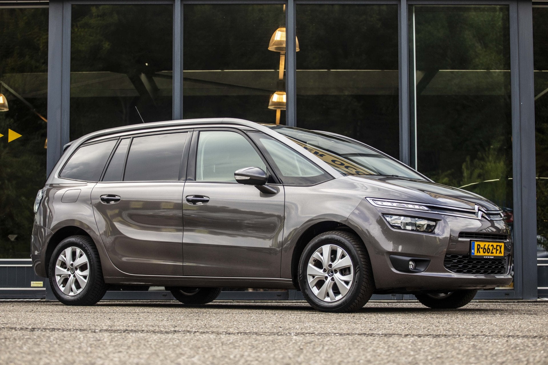 Citroën Grand C4 Picasso 1.2 PureTech Start 5-pers Motorrev, Auto's, Voorwielaandrijving, 1350 kg, Gebruikt, Euro 6