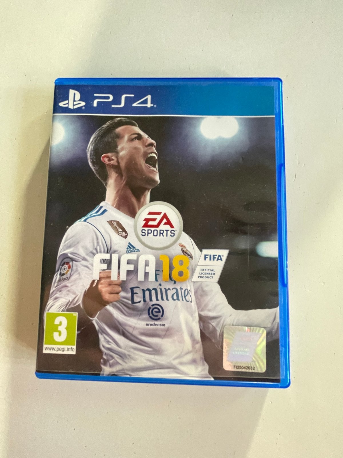 FIFA 18 PS4, Eén computer, Ophalen of Verzenden, Zo goed als nieuw, 3 spelers of meer