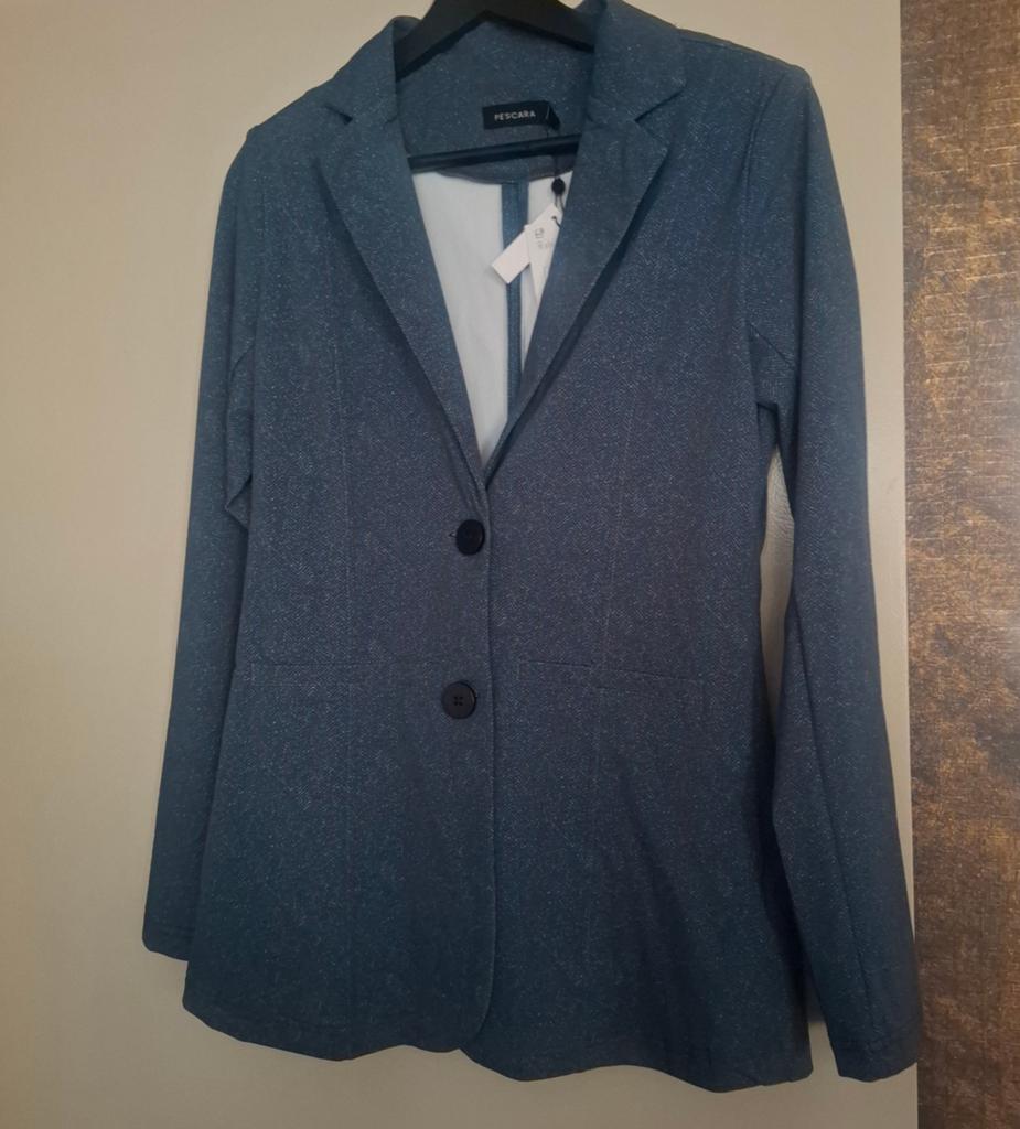 Nieuwe Travelstof blazer van Pescara - Maat S, Kleding | Dames, Jasjes, Kostuums en Pakken, Blauw, Pescara, Nieuw, Ophalen of Verzenden