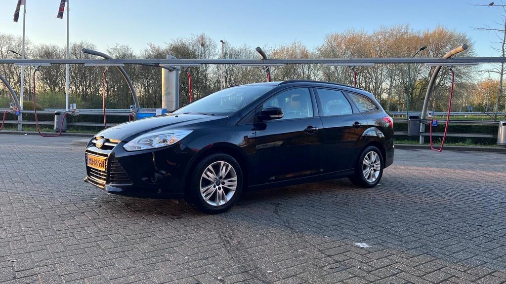 Ford Focus 1.6 Tdci 70KW Wagon 2012 Zwart, Auto's, Ford, Focus, Diesel, A, Stationwagon, Handgeschakeld, Geïmporteerd, Zwart, Grijs