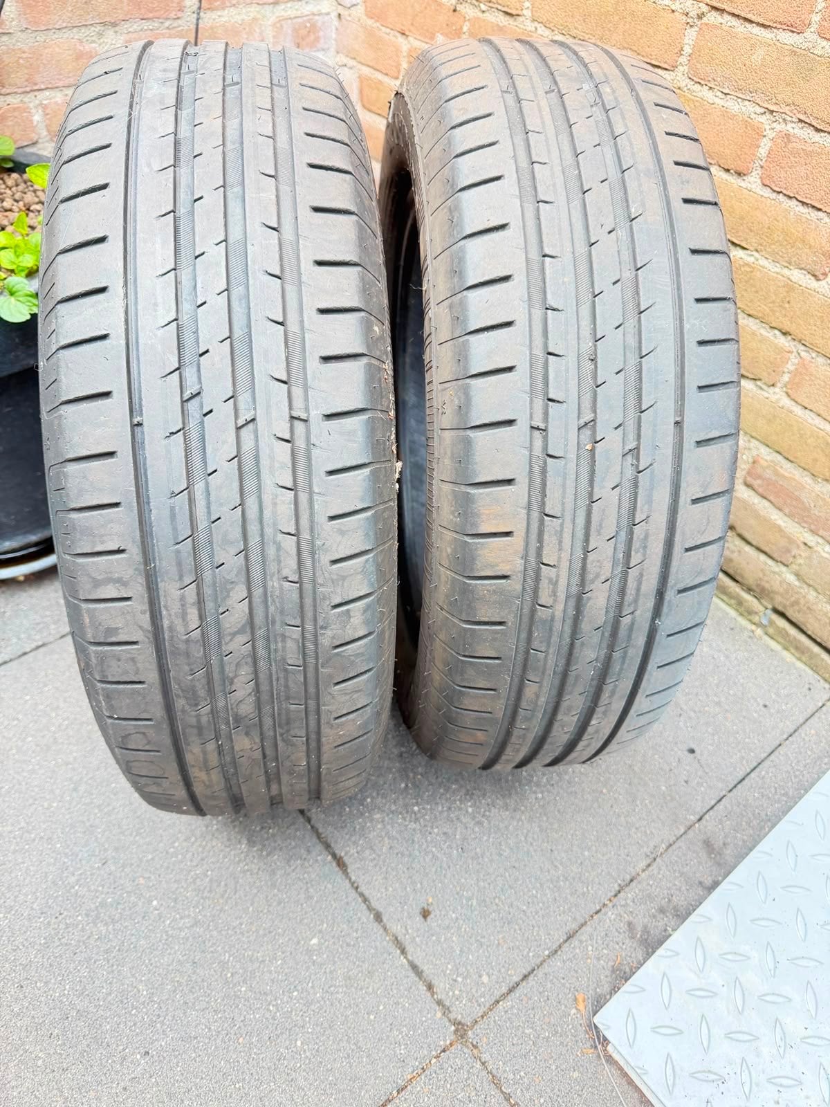 2x Sportrac 5 zomerbanden 195/65 R15 91V, 6mm profiel, Gebruikt, 15 inch, Ophalen of Verzenden, Band(en)