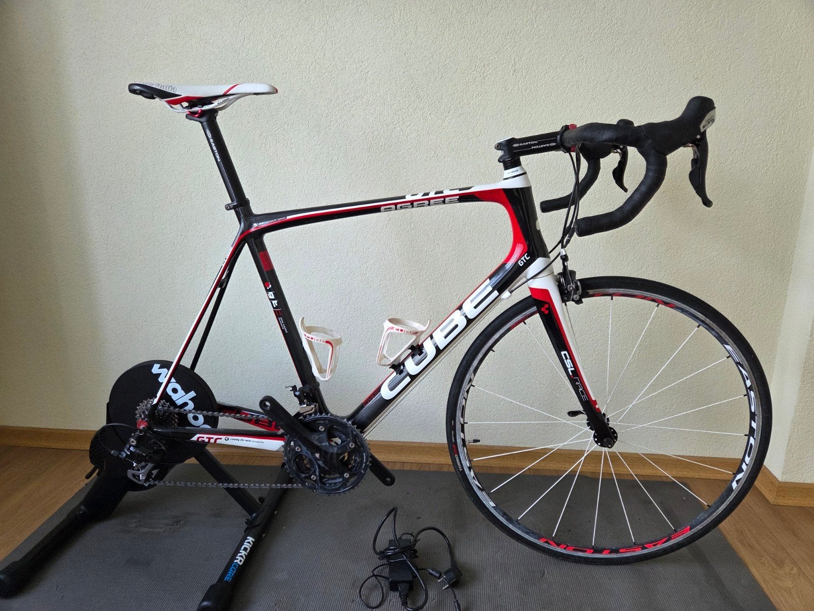 Wahoo Kickr core met Cube racefiets, Ophalen, Gebruikt, Overige typen