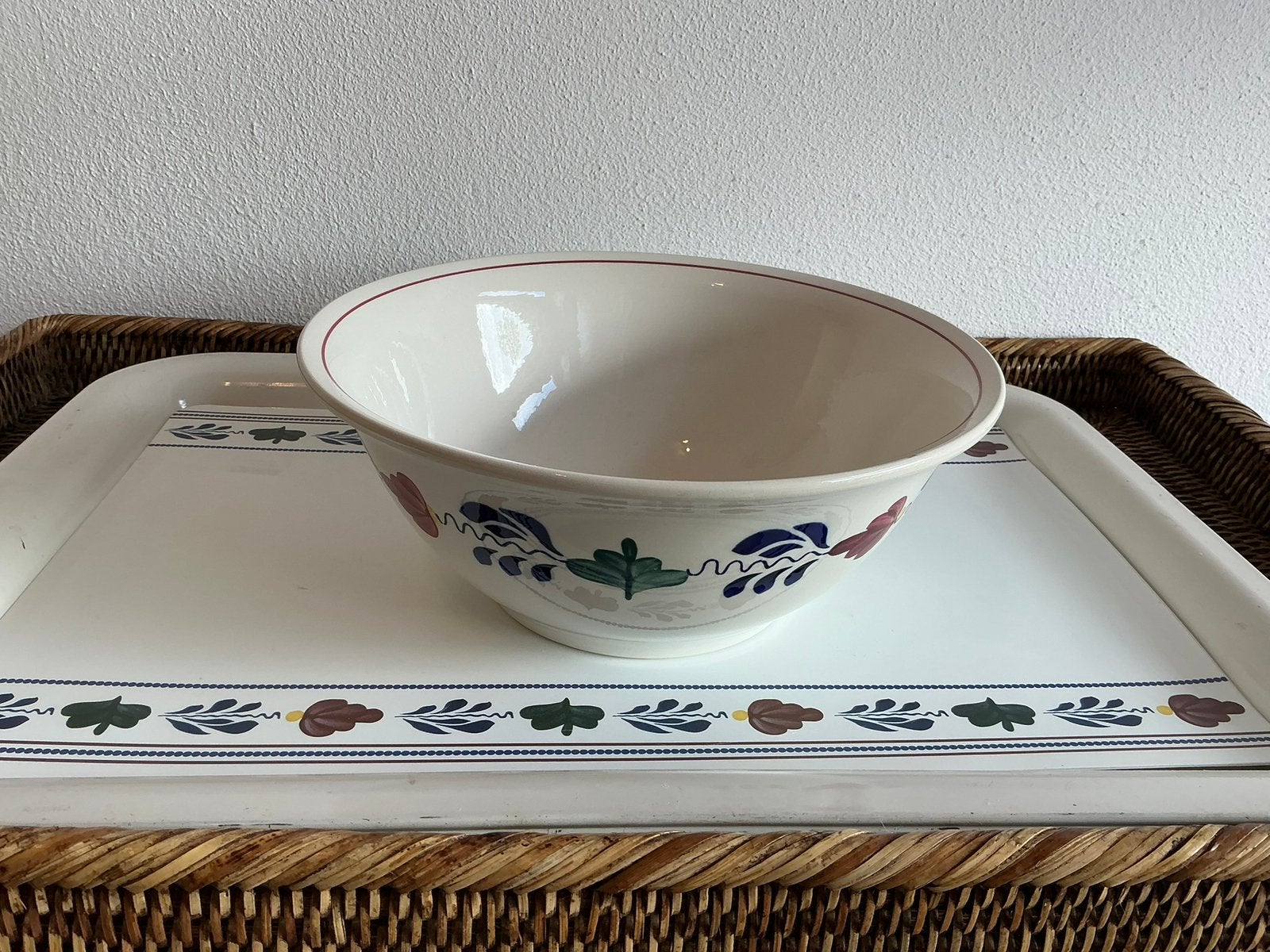 Boerenbont Boch België (sla/Fruitschaal), Ophalen of Verzenden, Zo goed als nieuw, Aardewerk, Schaal of Schalen