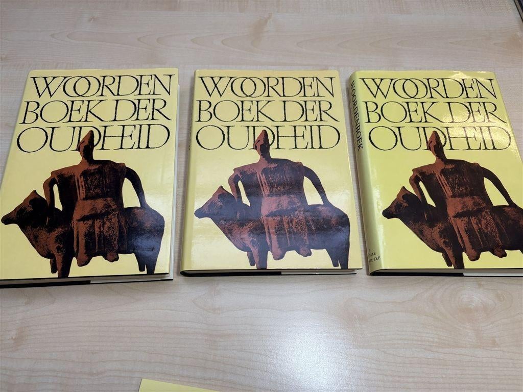 Woordenboek der Oudheid [1976-1986] — 3 Delen Compleet, Ophalen of Verzenden, Gelezen, Europa