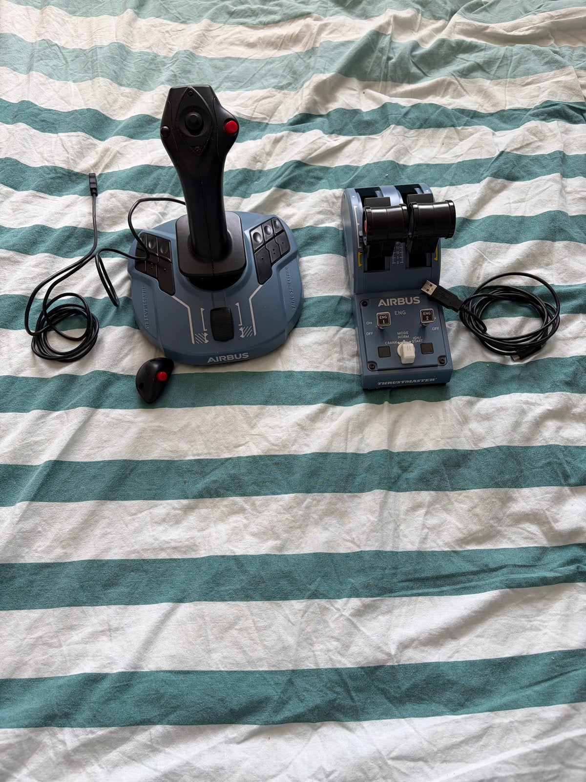 Thrustmaster TCA Officer Pack Airbus Edition, Computers en Software, Ophalen of Verzenden, Zo goed als nieuw