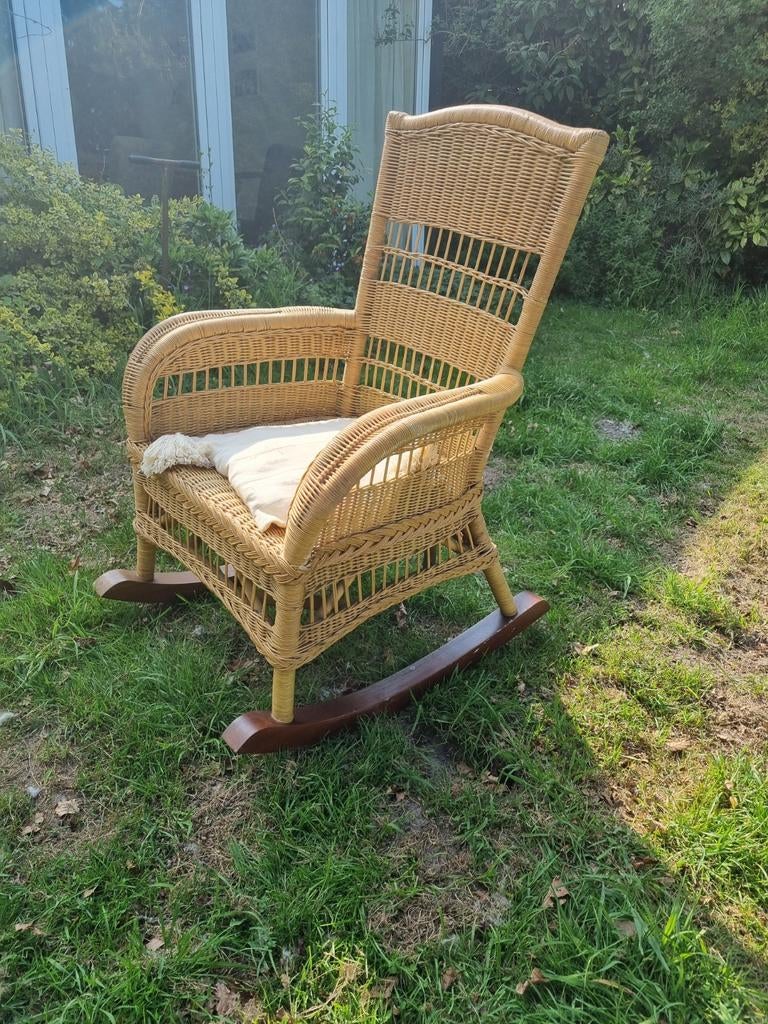 Vintage rotan schommelstoel, Ophalen