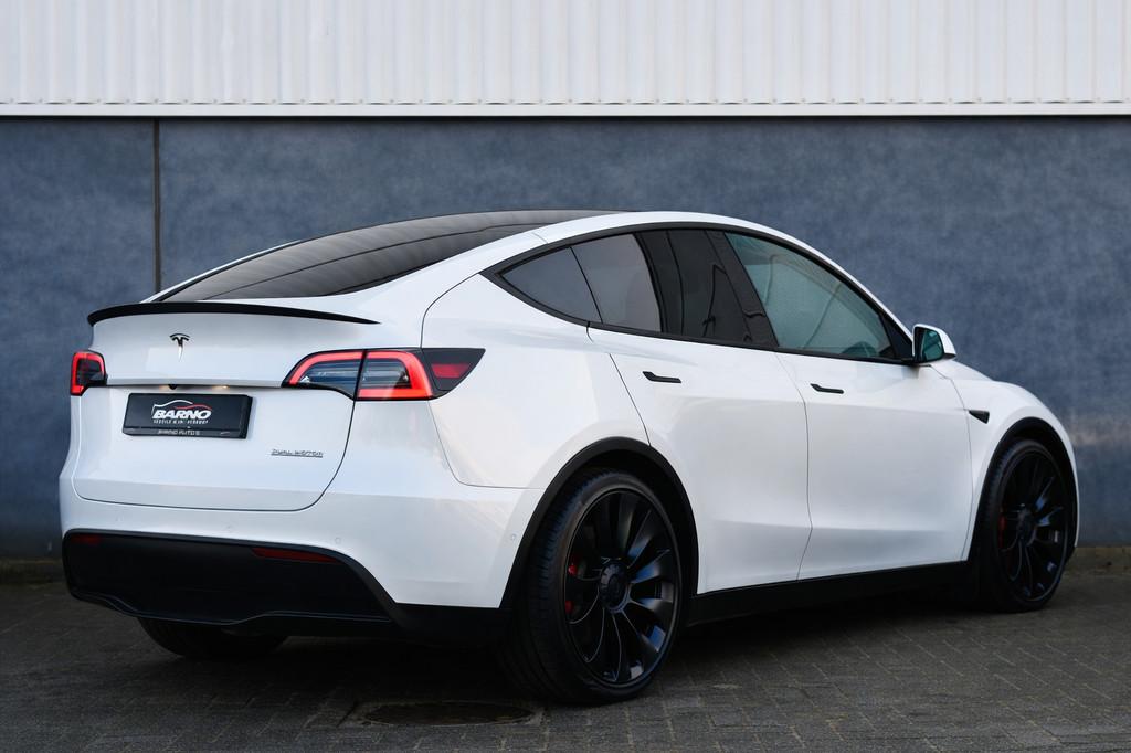 Tesla Model Y Performance AWD 75 kWh 535PK Autopilot|Pano, Automaat, Gebruikt, 1885 kg, Met garantie (alle)