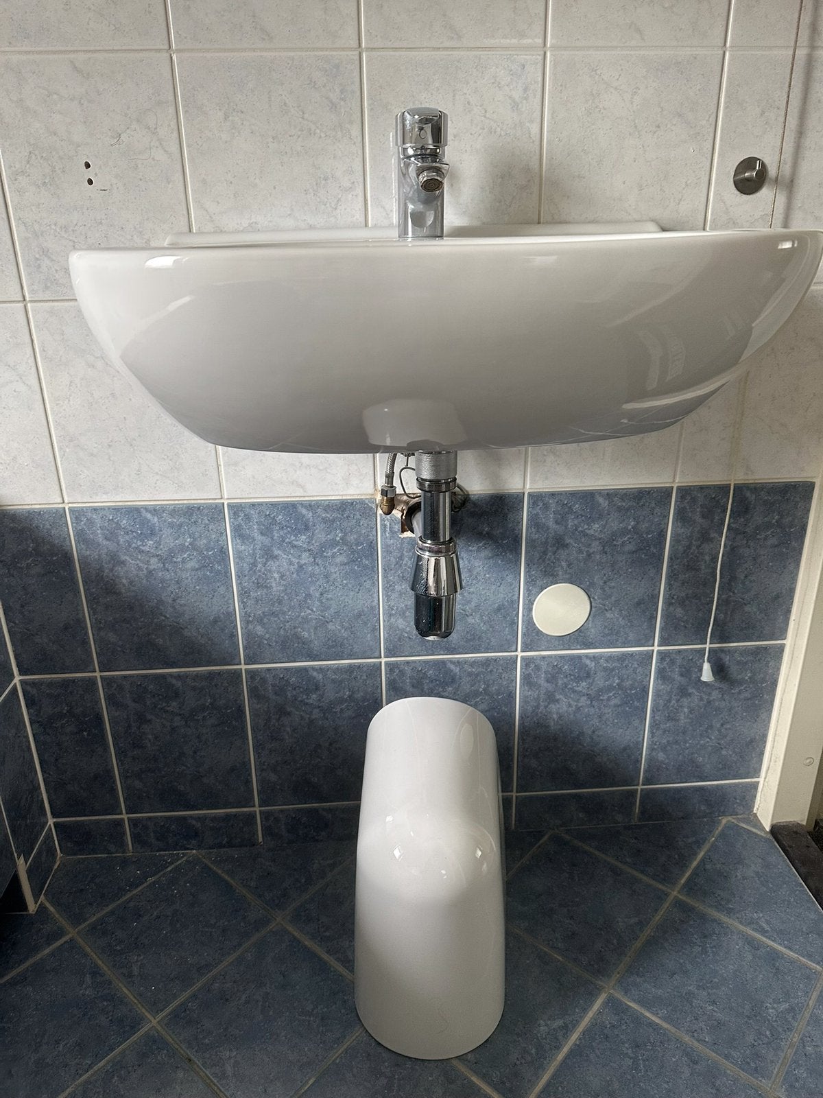 Wastafel Villeroy & Boch O Novo met sifonkap., Ophalen, Gebruikt