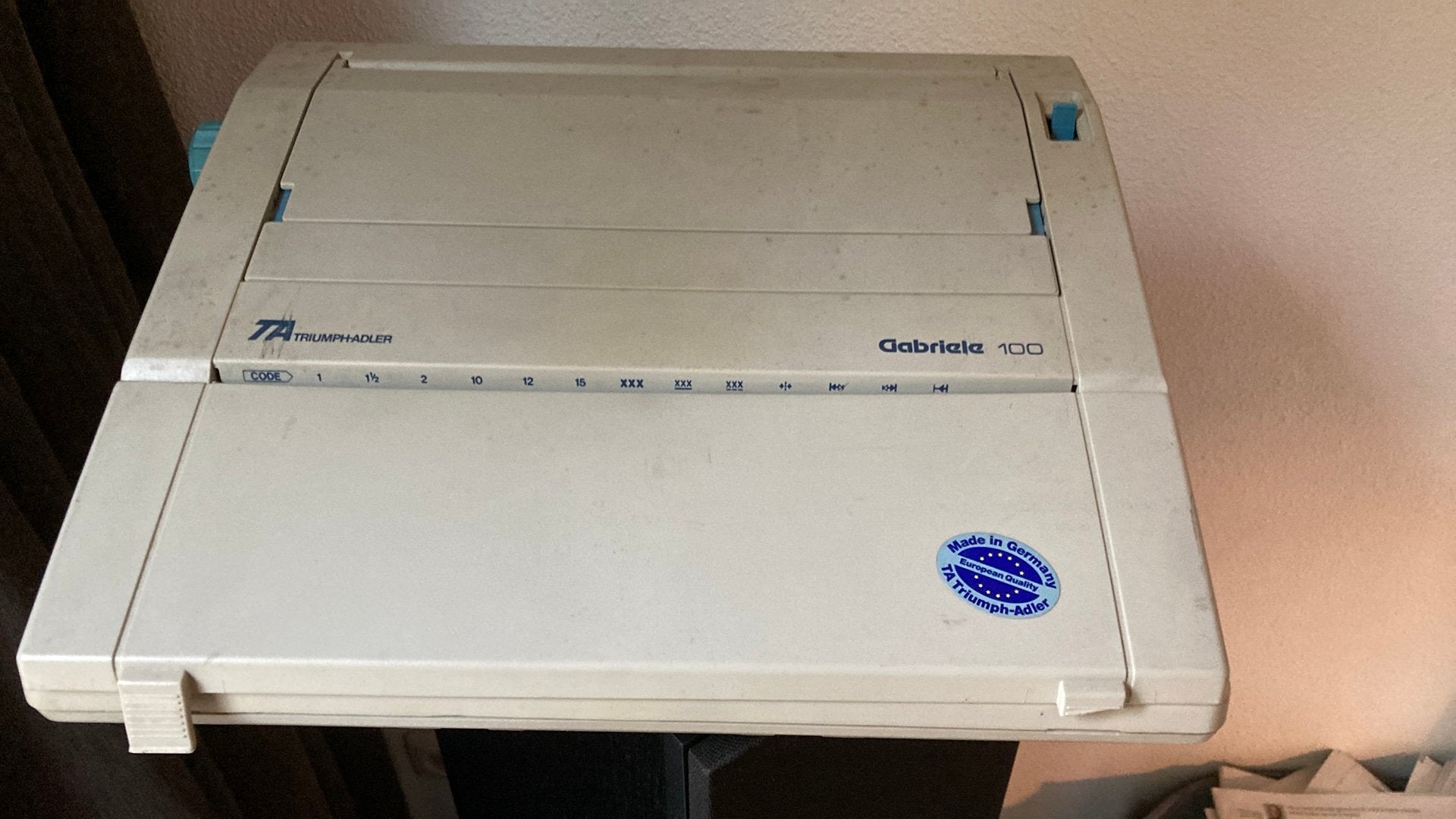 Triumph Adler Gabriele 100 werkende electrische typemachine, Computers en Software, Ophalen of Verzenden, Gebruikt