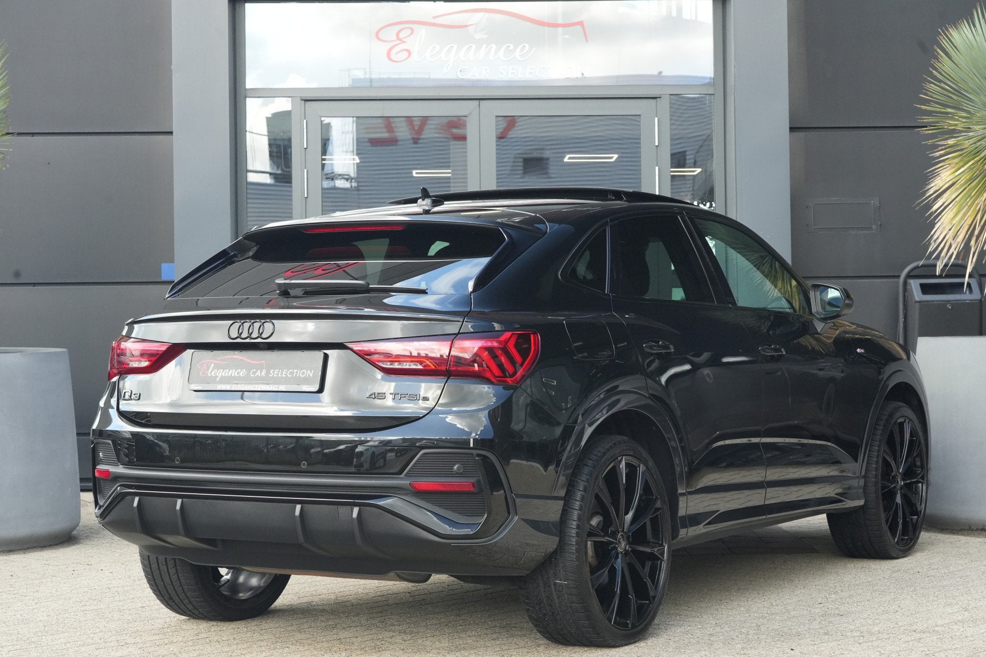 Audi Q3 Sportback 45 TFSI e | S line | 245pk | PHEV | Black, Auto's, Gebruikt, Zwart, Hybride Elektrisch/Benzine, 13 kWh