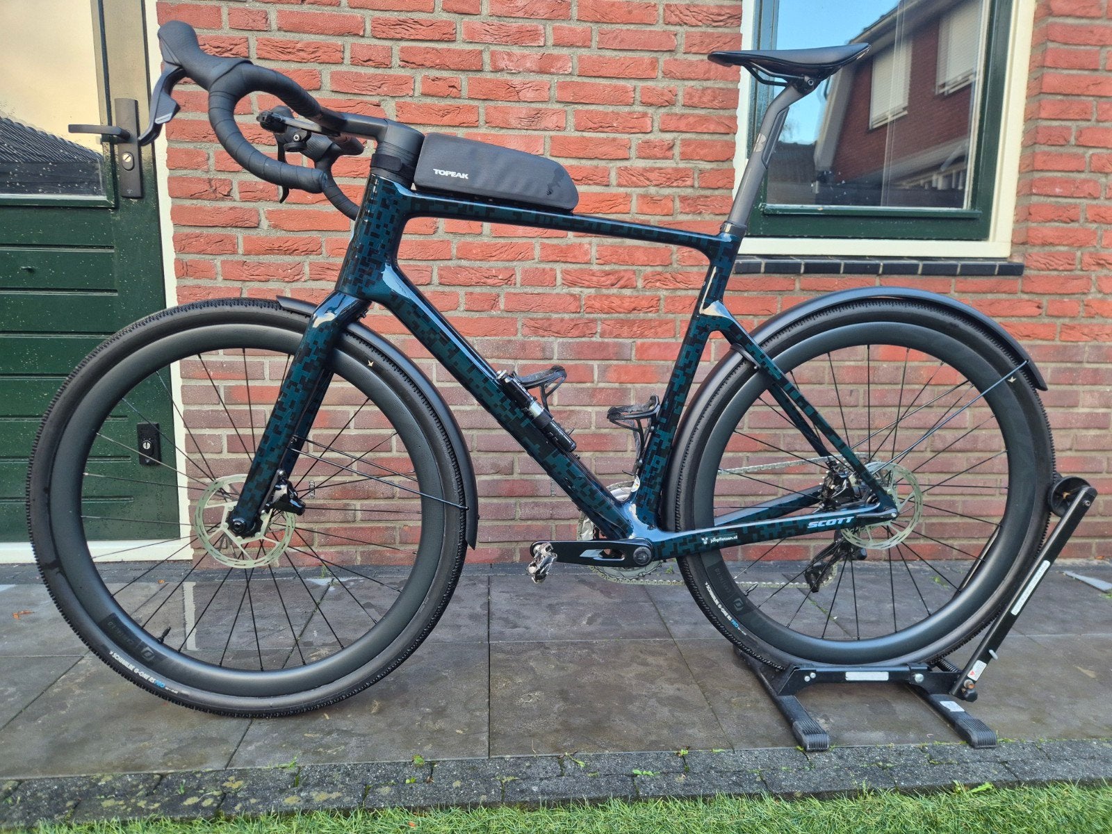 Scott Addict Gravel XL Petrol Black 2025 met upgrades, 28 inch, Zo goed als nieuw, 61 tot 65 cm, Meer dan 20 versnellingen