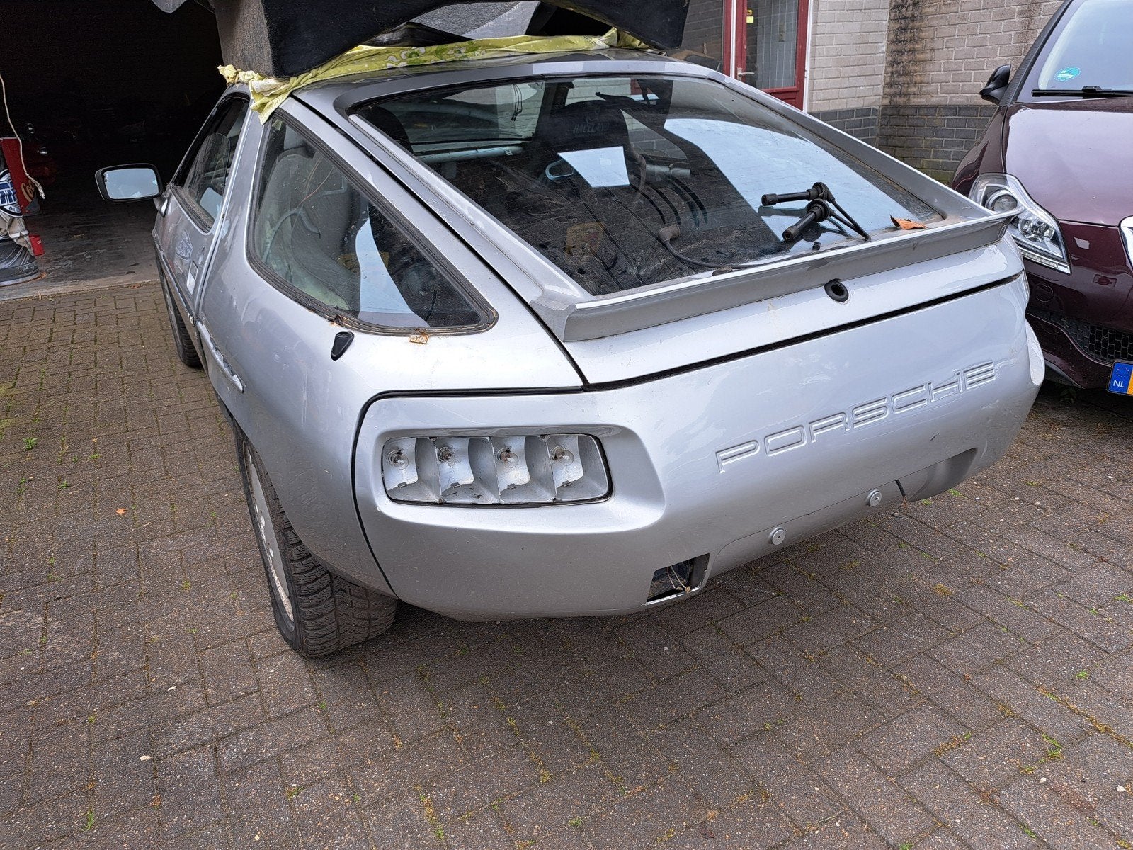 Porsche 928 s  bj 1981  belgische auto 176.000km carpass, Bedrijf, Te koop, Coupé