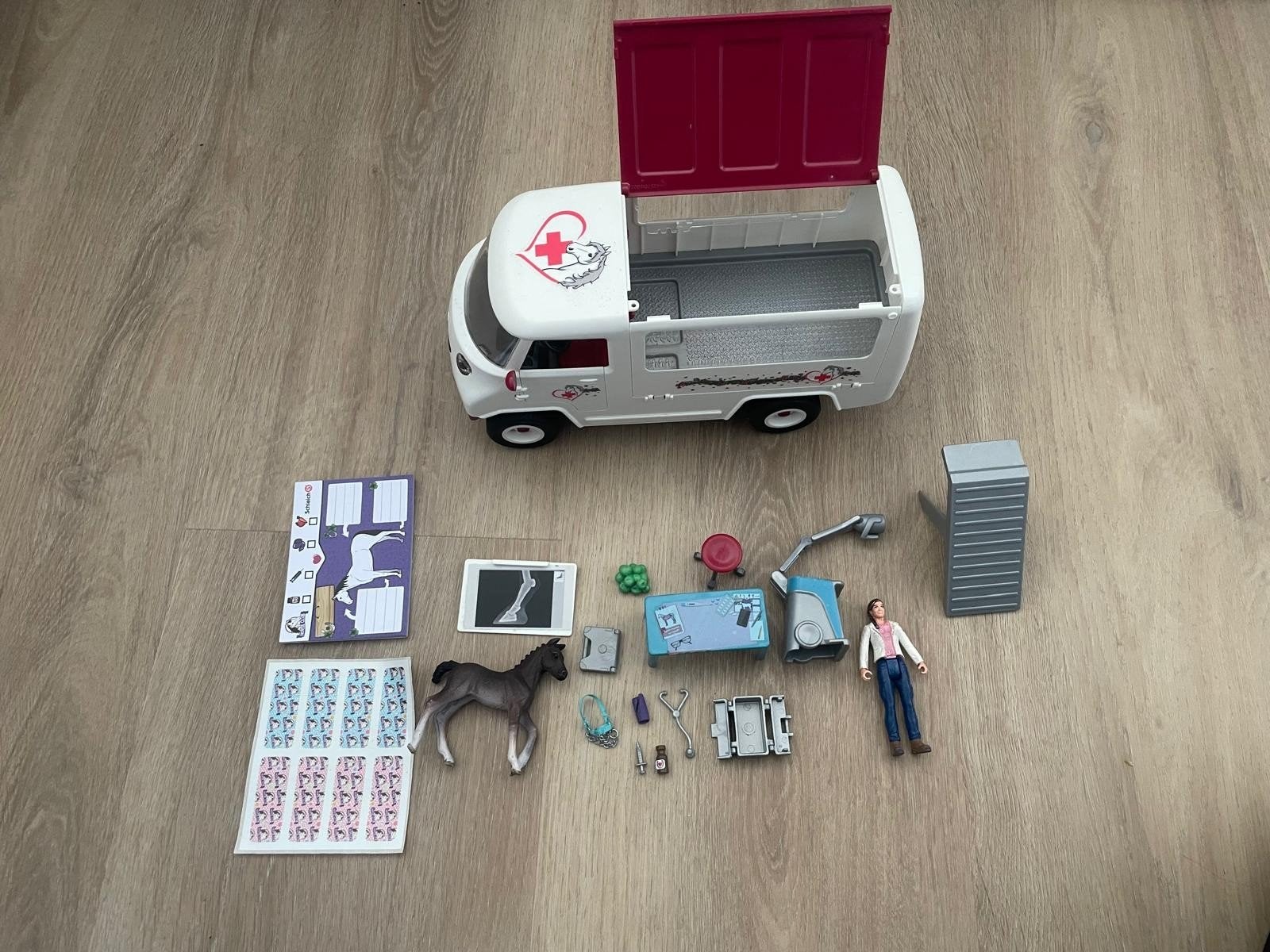 schleich paarden dieren arts, Ophalen of Verzenden, Zo goed als nieuw