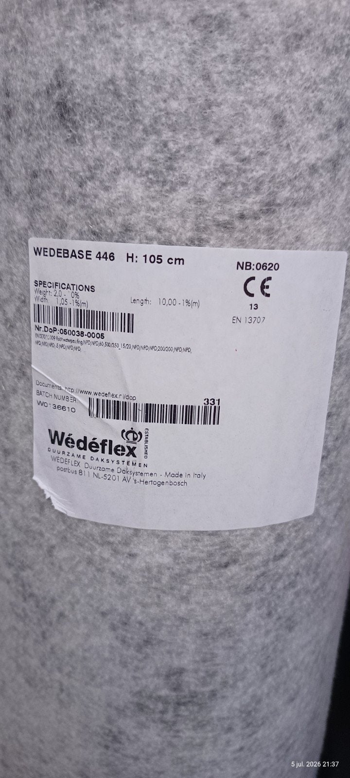 Bitumen rol met vilt bovenlaag, helft van nw-prijs., Ophalen, Overige materialen, Overige kleuren, Nieuw