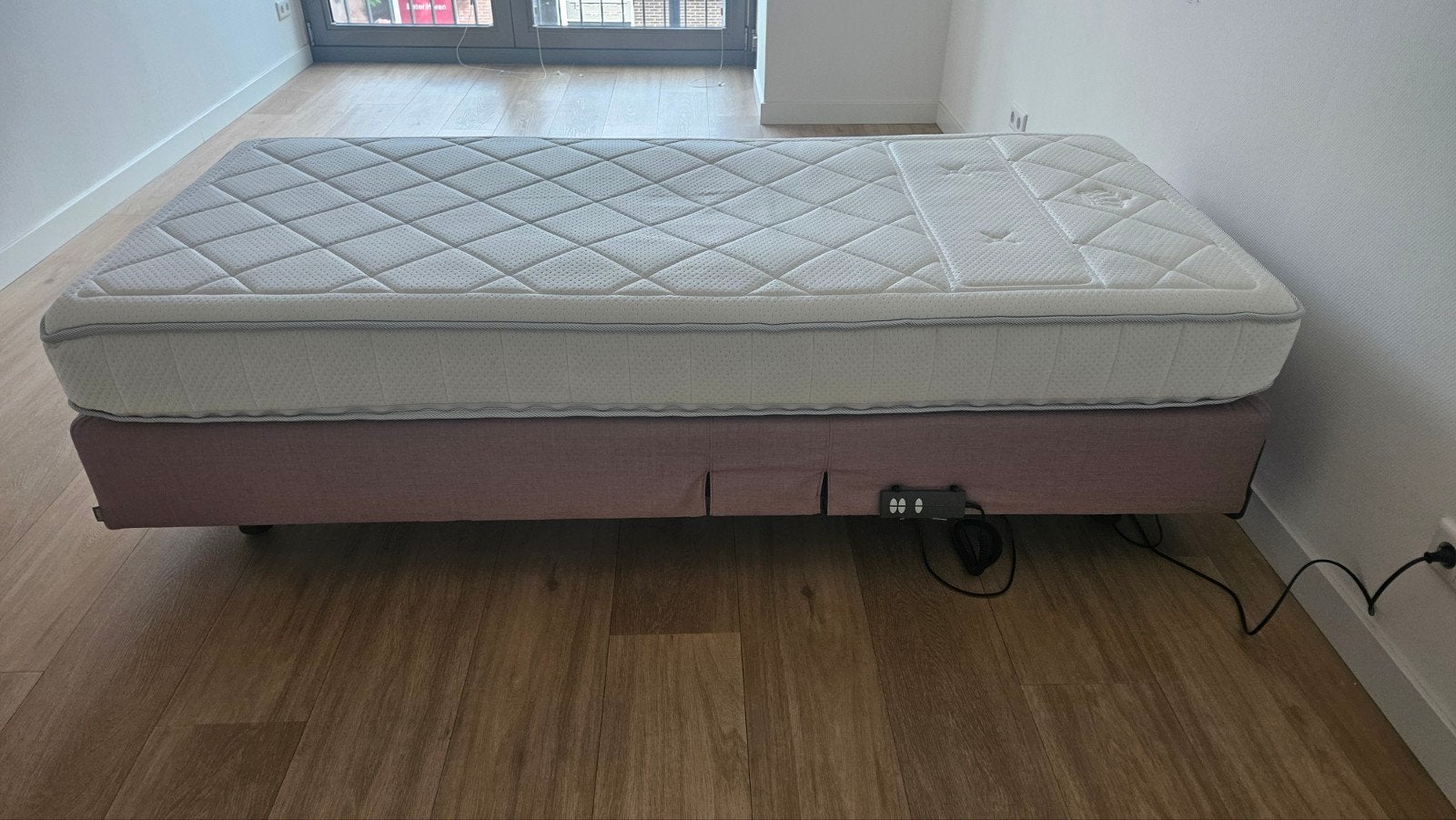 Auping Maestro elektrisch verstelbare boxspring, Ophalen, 90 cm, Eenpersoons, Zo goed als nieuw