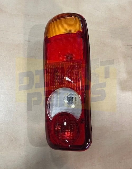 Nissan/Opel/Renault (1/04-3/21) achterlicht Links/Rechts (bi