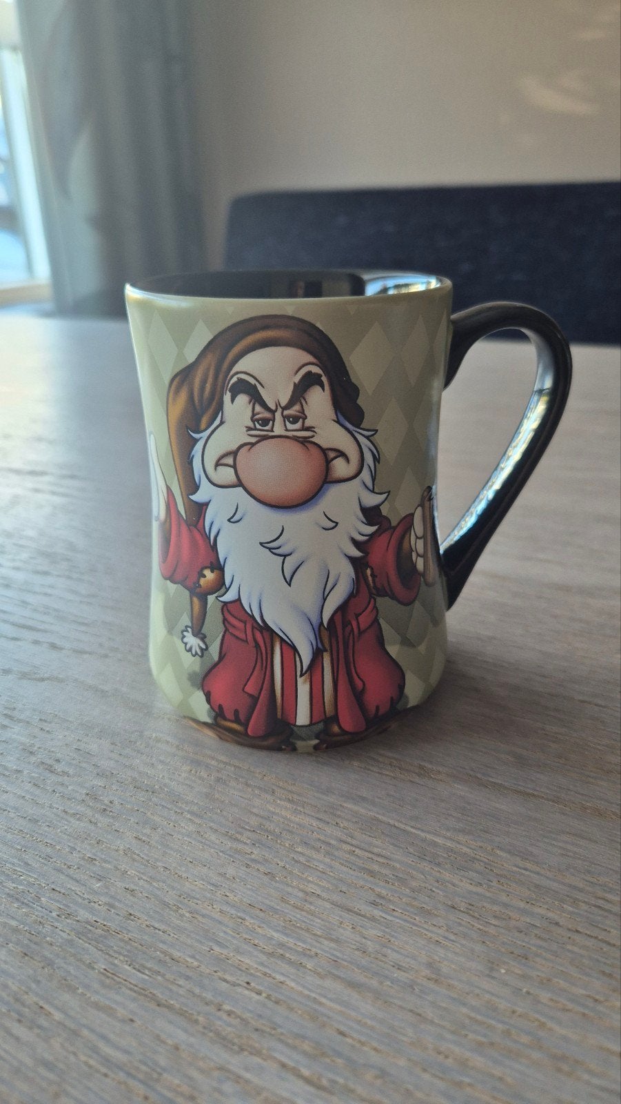 Disney Mok "I Hate Mornings" met Grumpy Dwerg - Disney, Verzamelen, Ophalen of Verzenden, Zo goed als nieuw, Servies