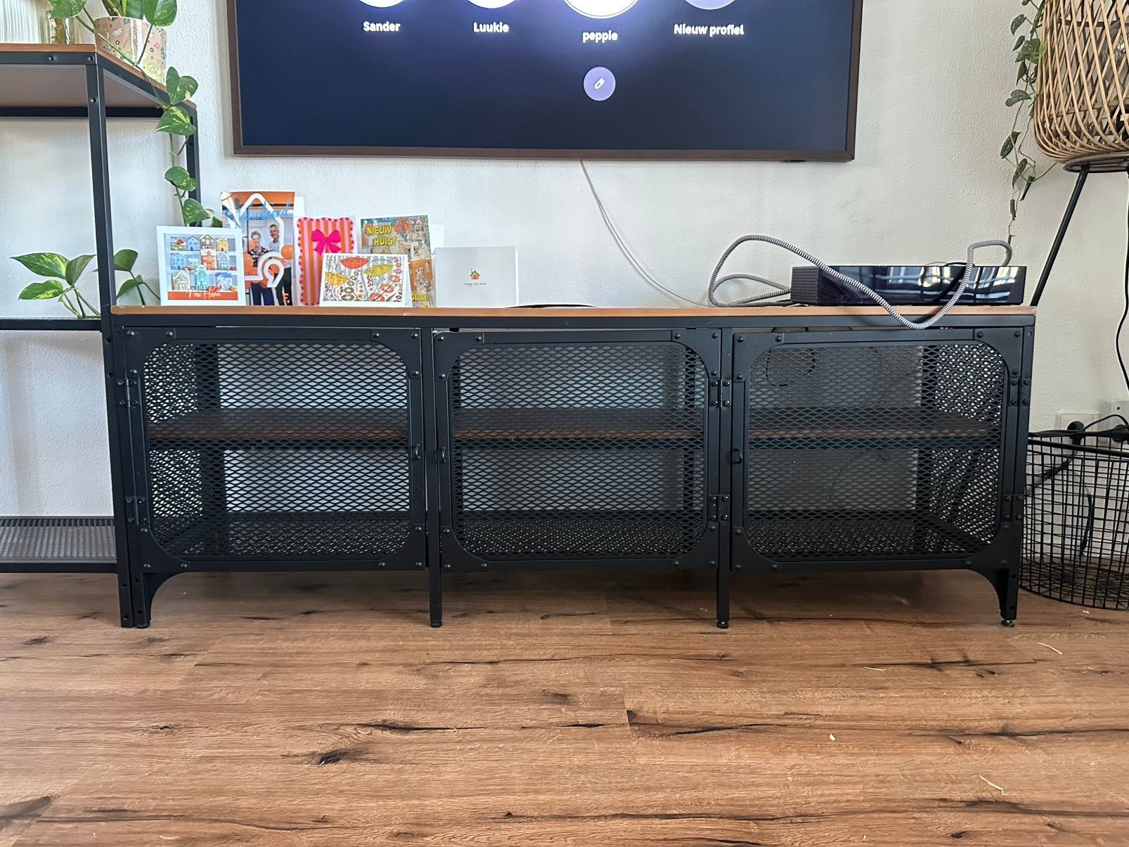Fjällbo tv-meubel IKEA, Ophalen, Gebruikt, 25 tot 50 cm, Minder dan 50 cm