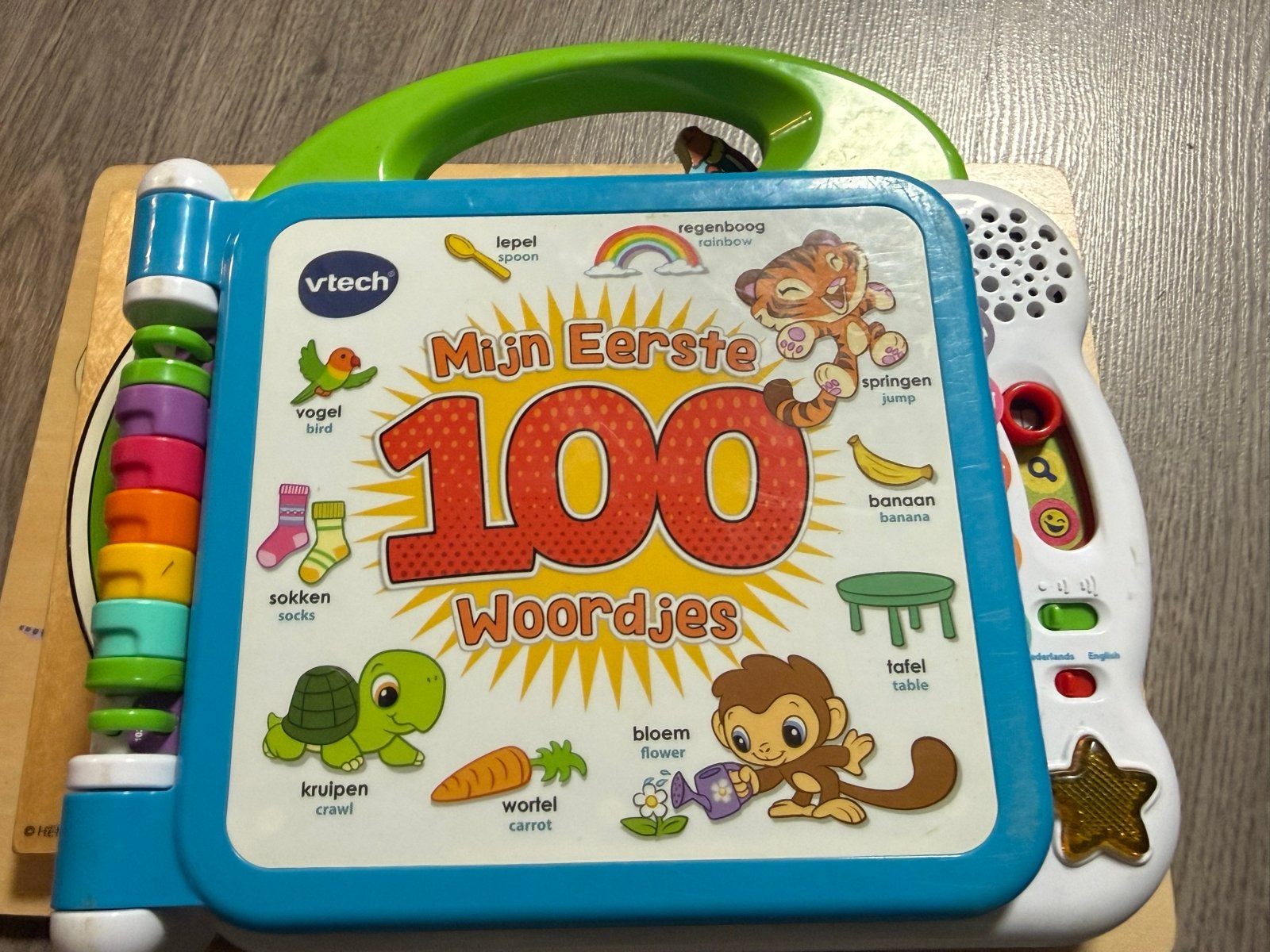 VTech Mijn Eerste 100 Woordjes - Interactief Leerboek, Ophalen of Verzenden, Zo goed als nieuw, Taal en Lezen, Met geluid