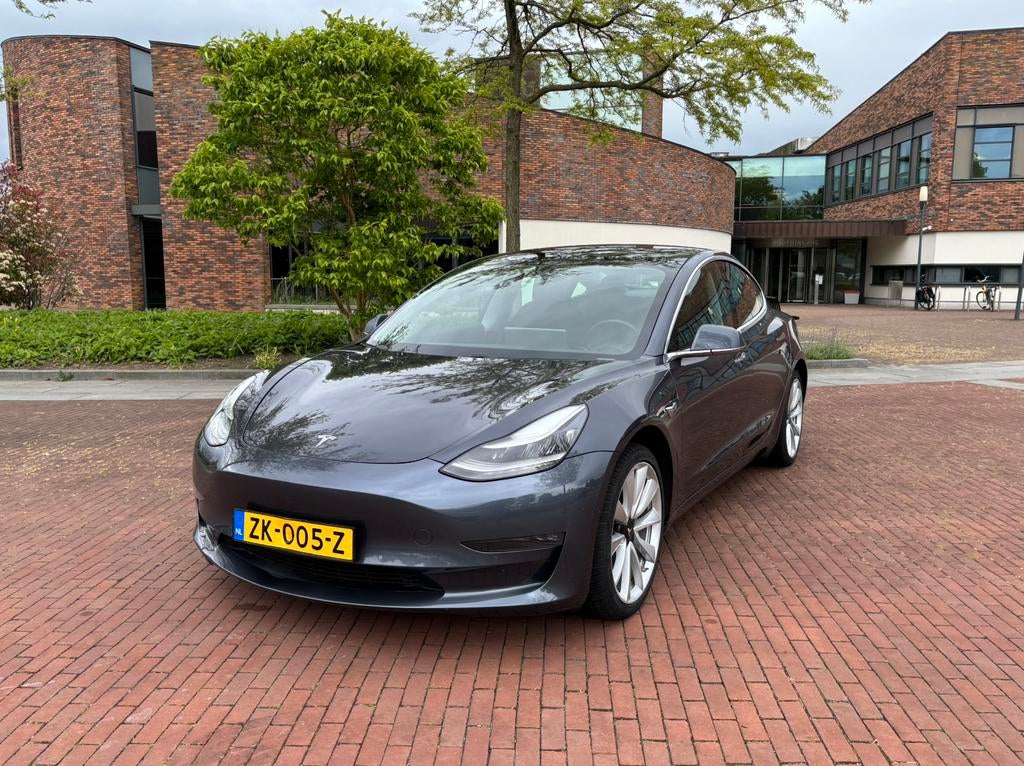 Tesla Model 3 Standard RWD Plus 60 kWh 2019 | Autopilot, Auto's, Tesla, Automaat, Zwart, Elektrisch, Particulier