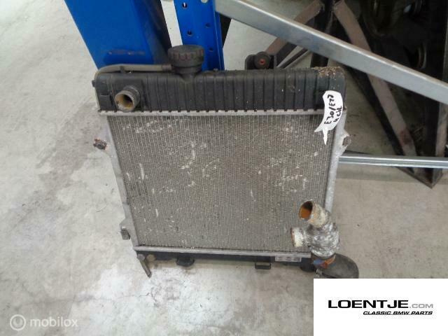 Radiateur BMW e30 e28 m10 316 318 518, Auto-onderdelen, Gebruikt, Ophalen of Verzenden, BMW, BMW