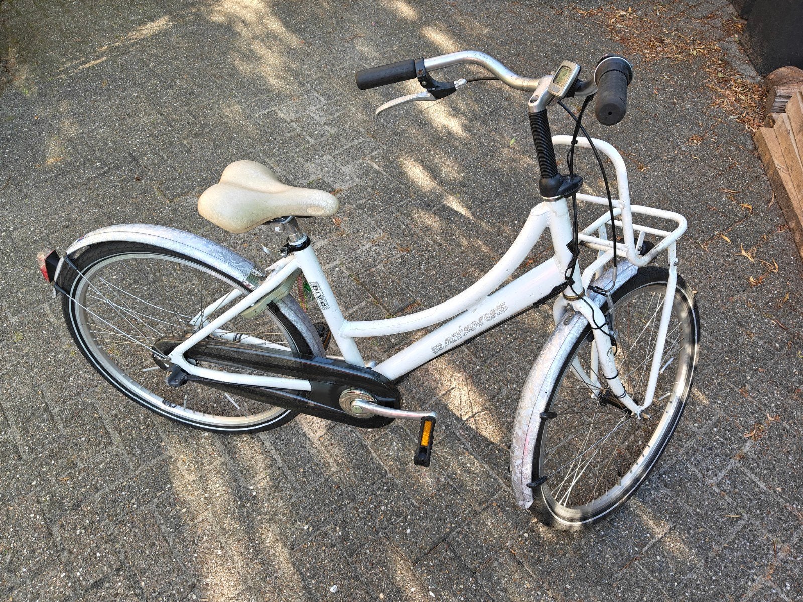 Batavus Diva Damesfiets - Wit, Frame 43 cm, 3 Versnellingen, Gebruikt, Versnellingen, Batavus, Ophalen of Verzenden