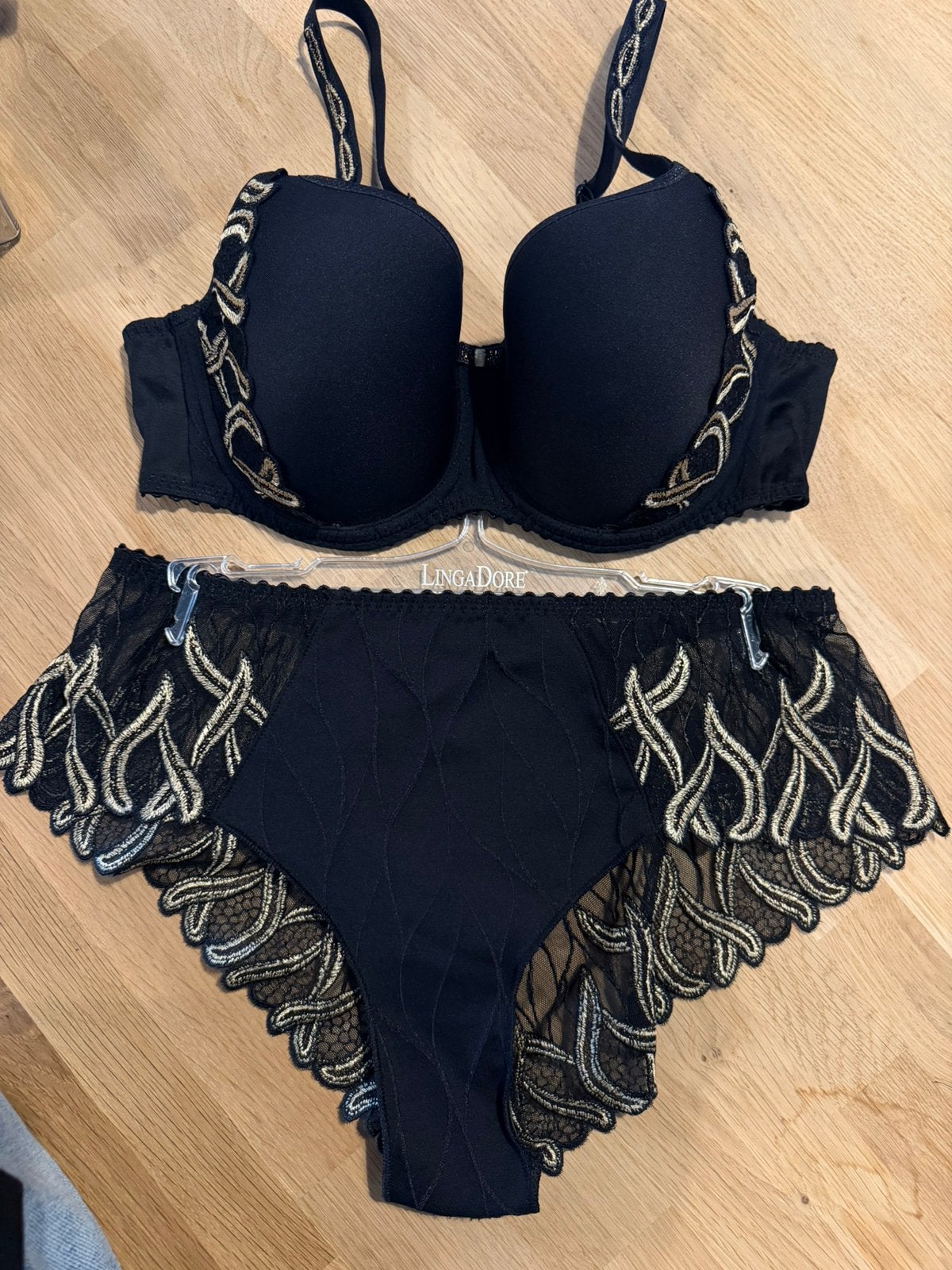 Louisa Bracq bh 75D slip 40 NIEUW!! Bh €55, Ophalen of Verzenden, BH