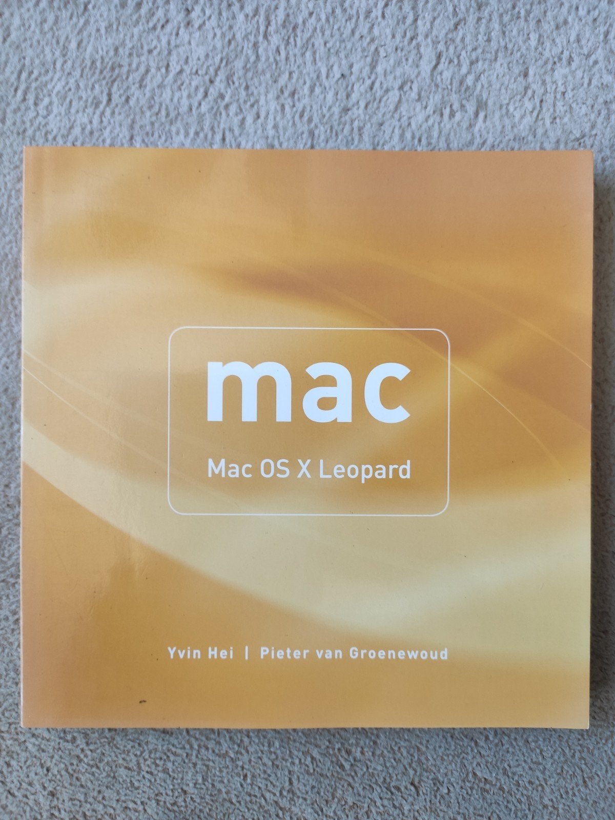 Mac OS X Leopard - Handleiding voor beginners, Besturingssystemen, Ophalen of Verzenden, Zo goed als nieuw, Pieter van Groenewoud