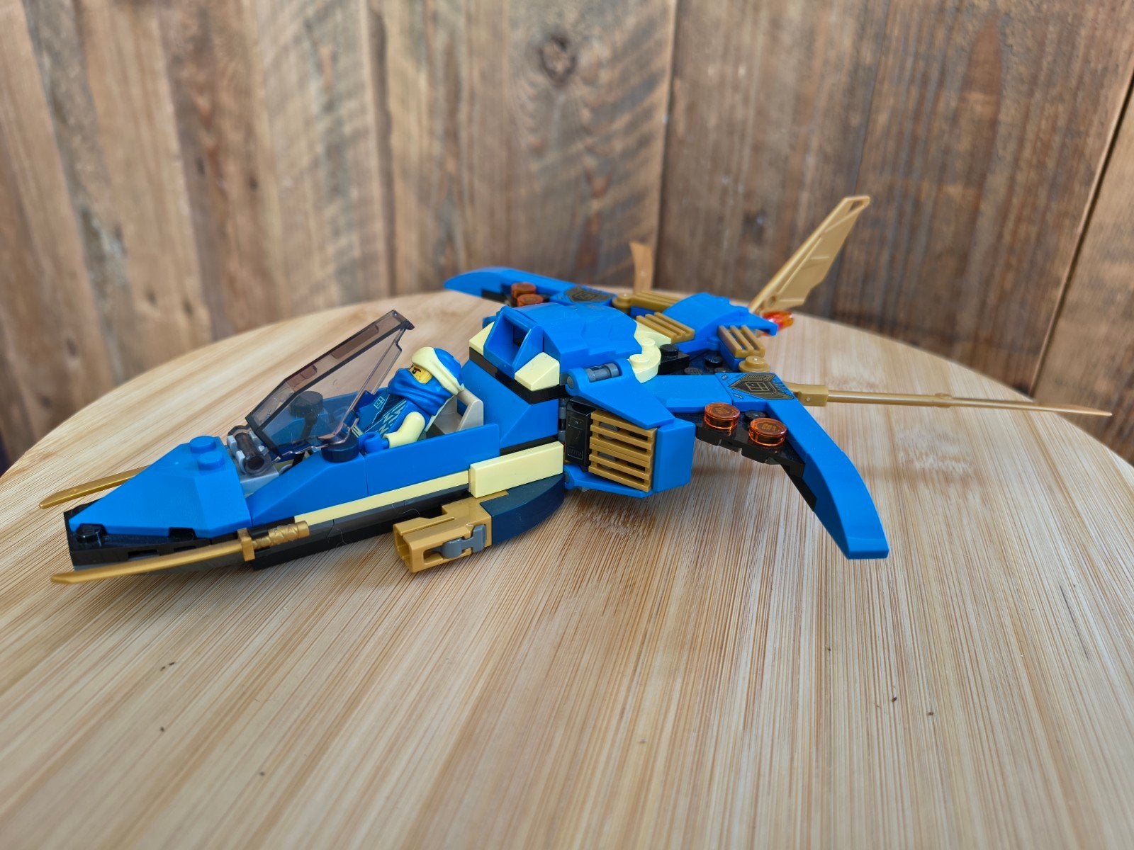 LEGO Ninjago 71784 Jay Bliksemstraaljager Compleet + boekje, Lego, Ophalen of Verzenden, Zo goed als nieuw, Compleet
