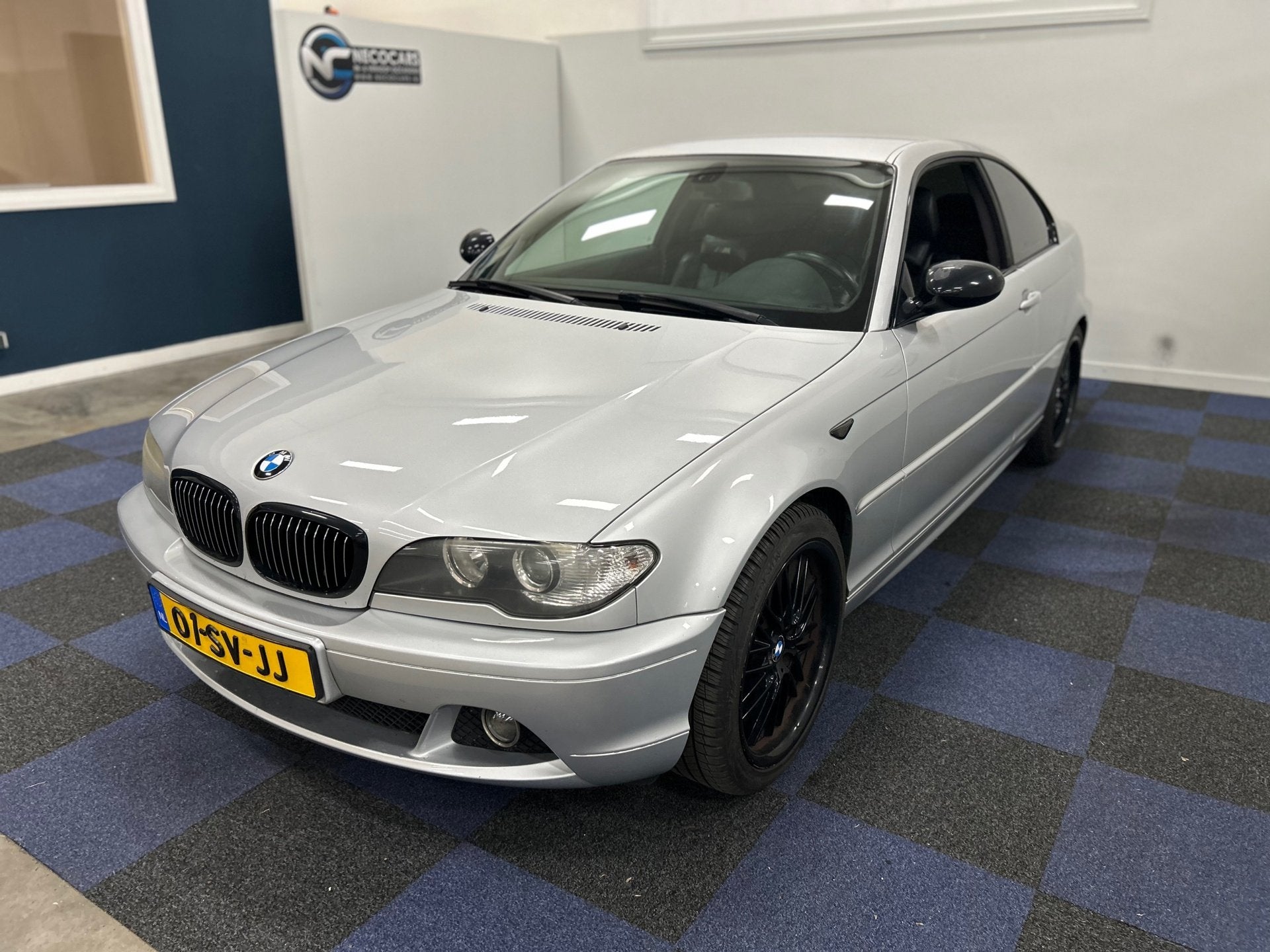 BMW 3-serie Coupé 318Ci Special Executive / AUTOMAAT / DEAL, Automaat, Dealer onderhouden, Achterwielaandrijving, 680 kg