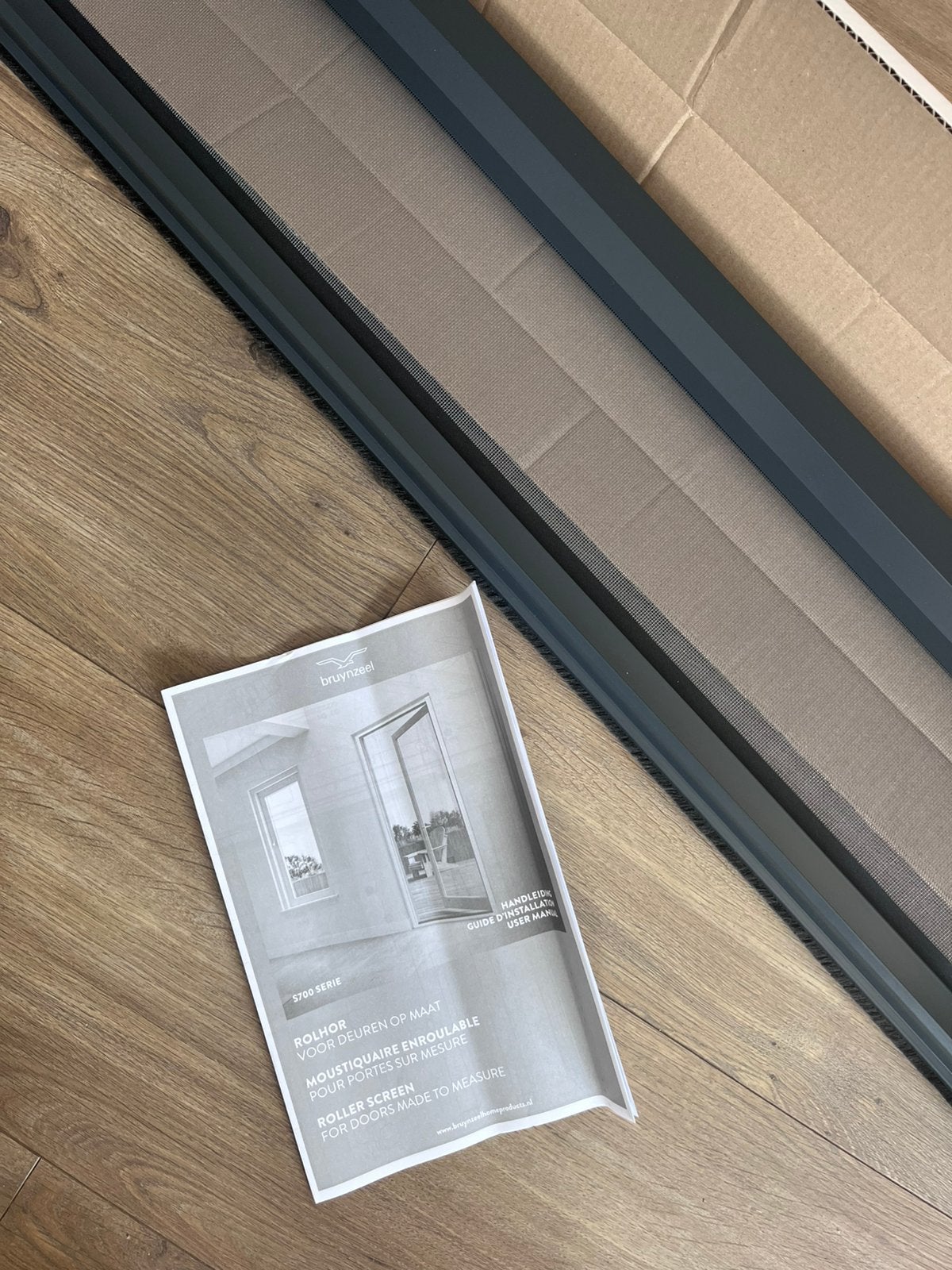 Bruynzeel Rolhordeur Antraciet S700 Nieuw - 90x213 cm, Doe-het-zelf en Verbouw, Deuren en Horren, Ophalen, Kunststof, 80 tot 100 cm