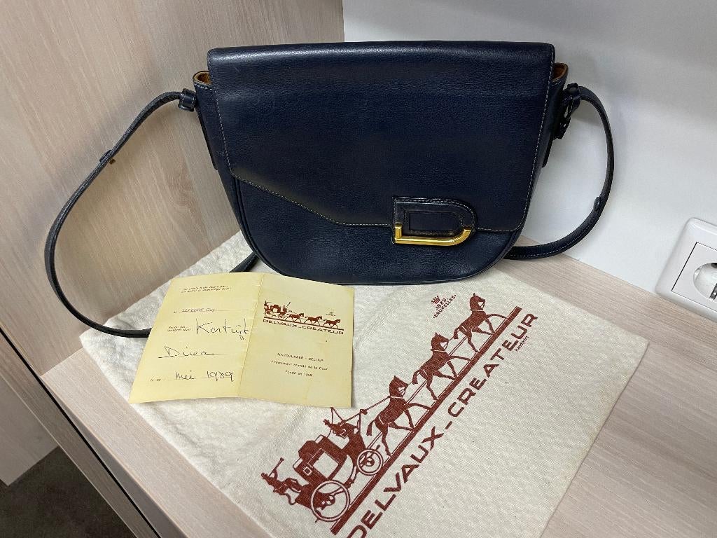 Delvaux "Diva" Donker Blauw Crossbody tas 1e eigenaar Comple, Ophalen, Zo goed als nieuw, Blauw, Schoudertasje
