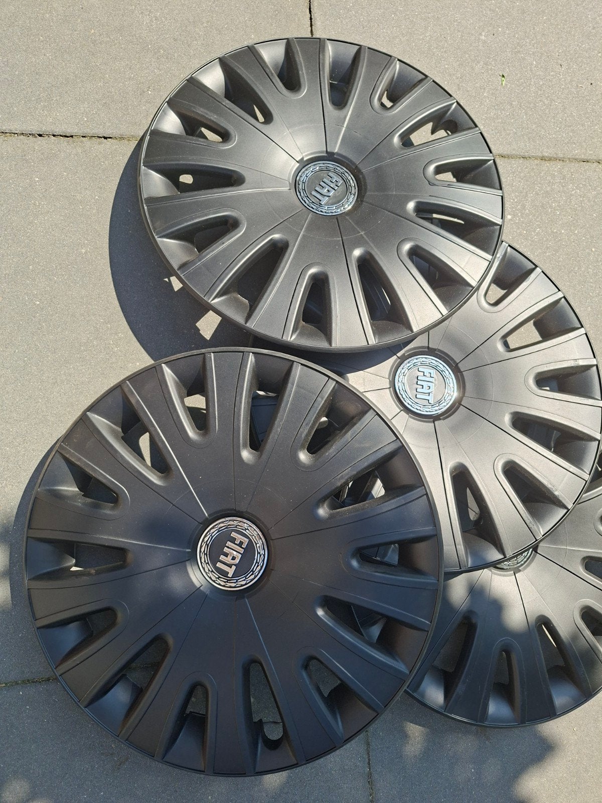 Wieldoppen 15 inch Fiat (set van 4), Ophalen of Verzenden, Zo goed als nieuw