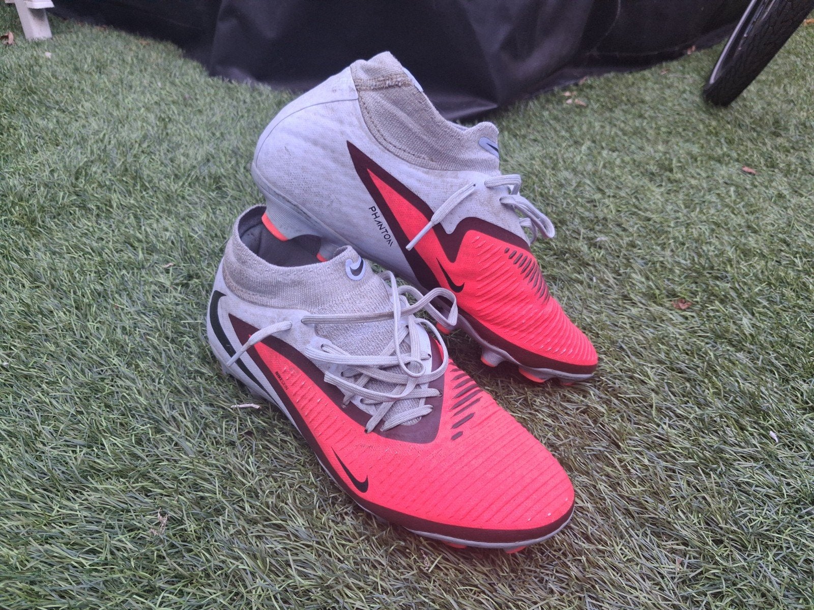 Nike Phantom voetbalschoenen - Blauw/Roze, Ophalen of Verzenden, Zo goed als nieuw, Schoenen