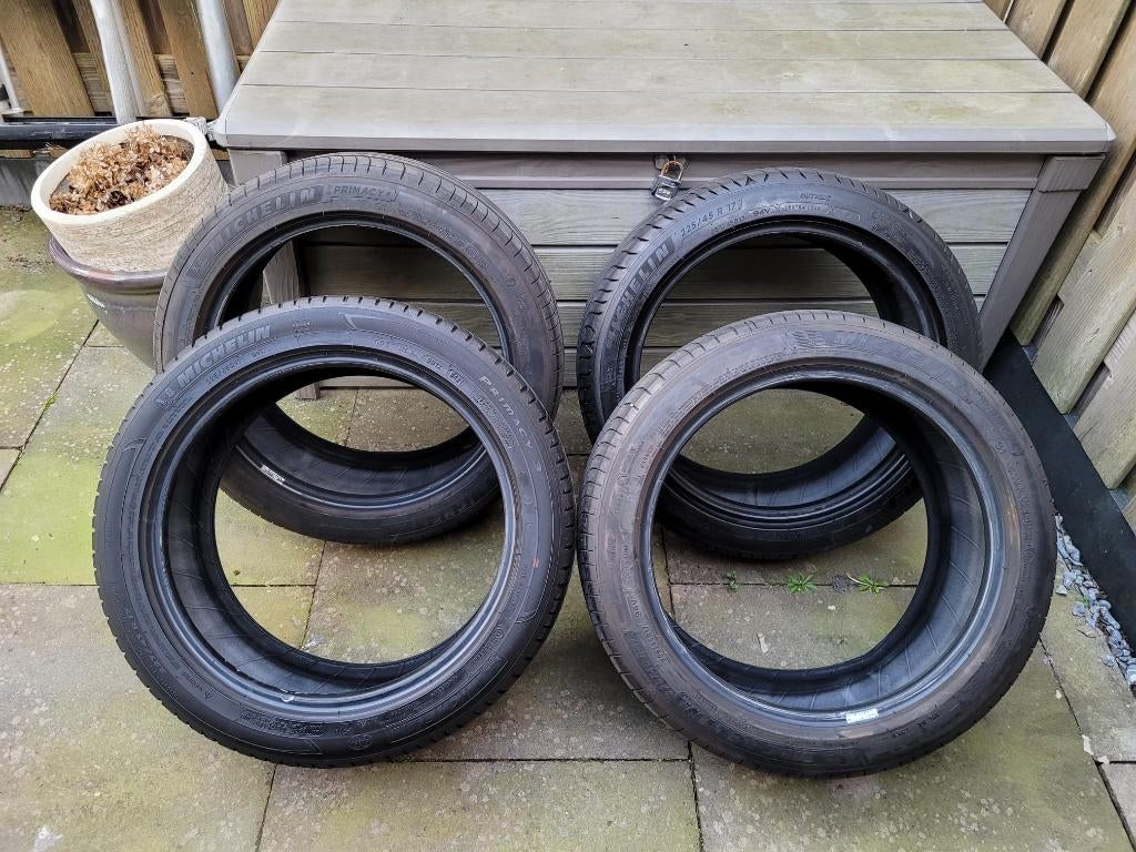 Michelin zomer banden 225/45/r17, Auto-onderdelen, Banden en Velgen, Ophalen, Gebruikt, 17 inch, Band(en)