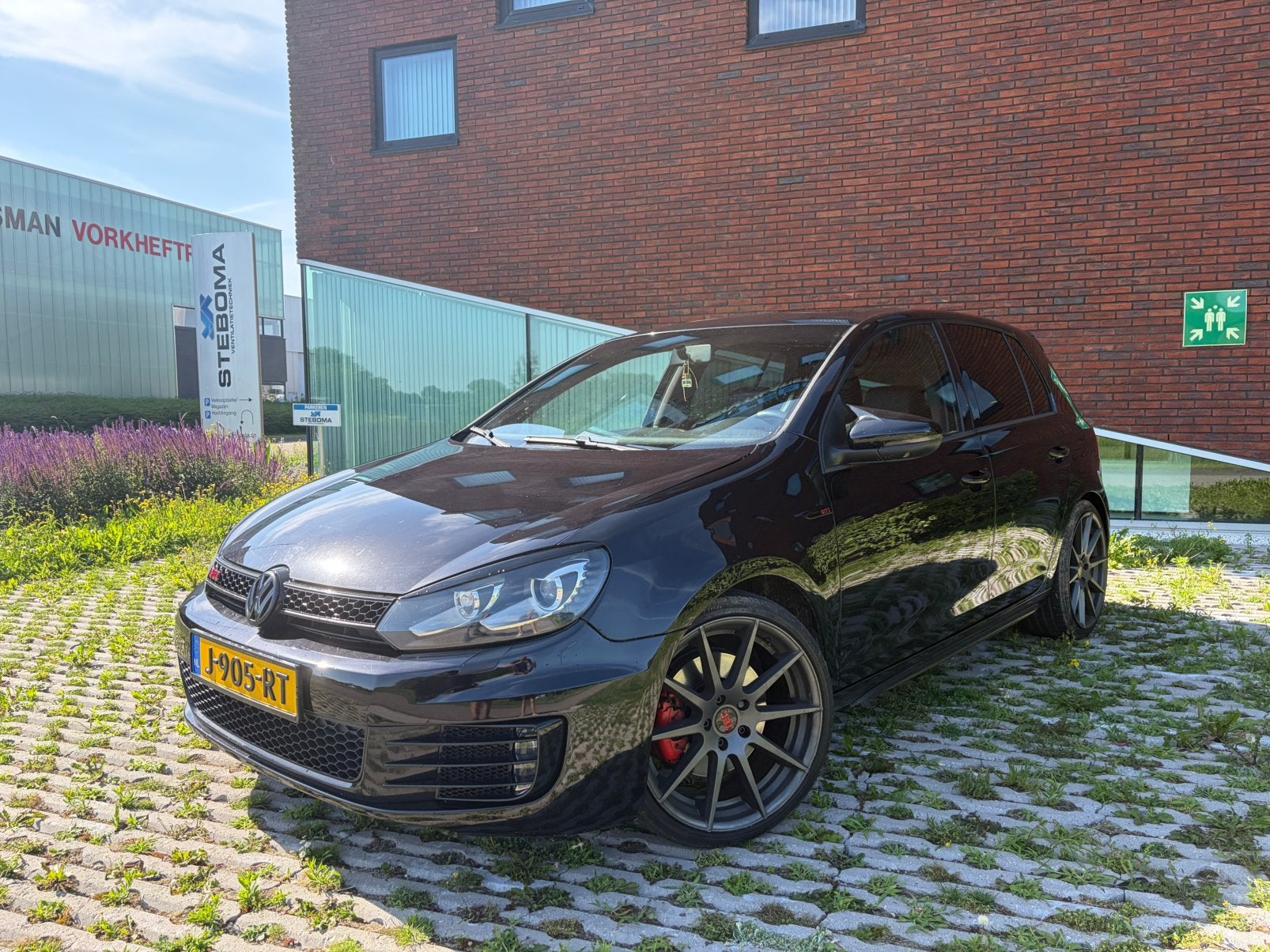 Volkswagen Golf gti 2013 Zwart/Pano/onderhoud aanwezig, Auto's, Volkswagen, 1360 kg, 1984 cc, Zwart, Geïmporteerd