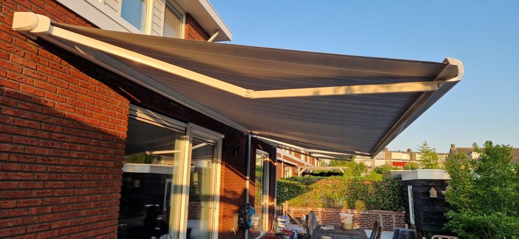 2x Verano Ipanema V280 Zonnescherm: 600x300cm en 330x250cm, 450 cm of meer, Elektrisch, Ophalen of Verzenden, Zo goed als nieuw