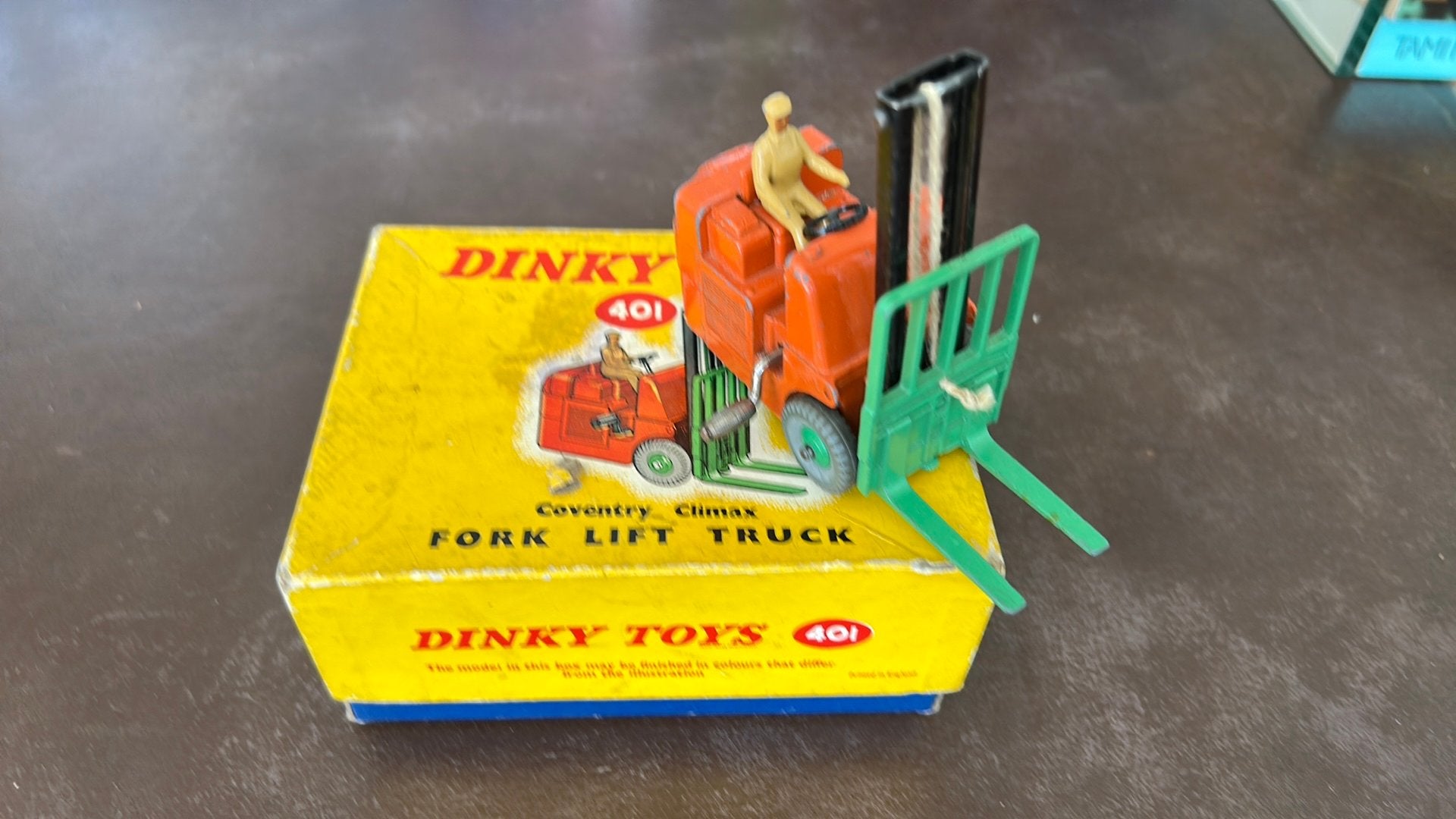 Dinky Toys - 401 - Fork Lift Truck, Ophalen of Verzenden