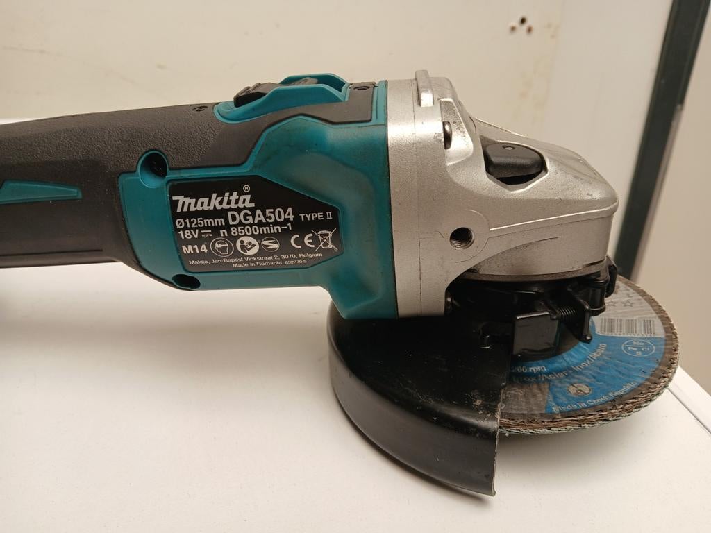 Makita DGA504 Accu Haakse Slijper 18V - Zo goed als nieuw, Ophalen, Zo goed als nieuw, Minder dan 700 watt, Haakse handslijpmachine