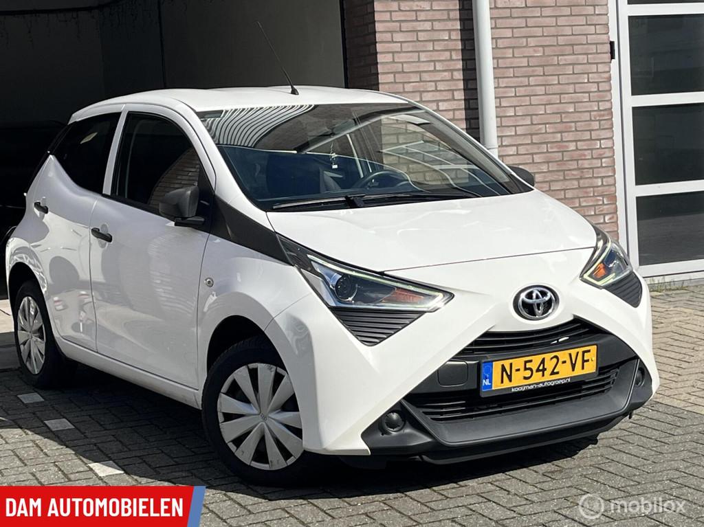 Toyota Aygo X-fun 1.0 BJ 2022, 1e eig, Airco, LED, BTW Auto!, Auto's, Toyota, Voorwielaandrijving, Gebruikt, Euro 6, 4 stoelen