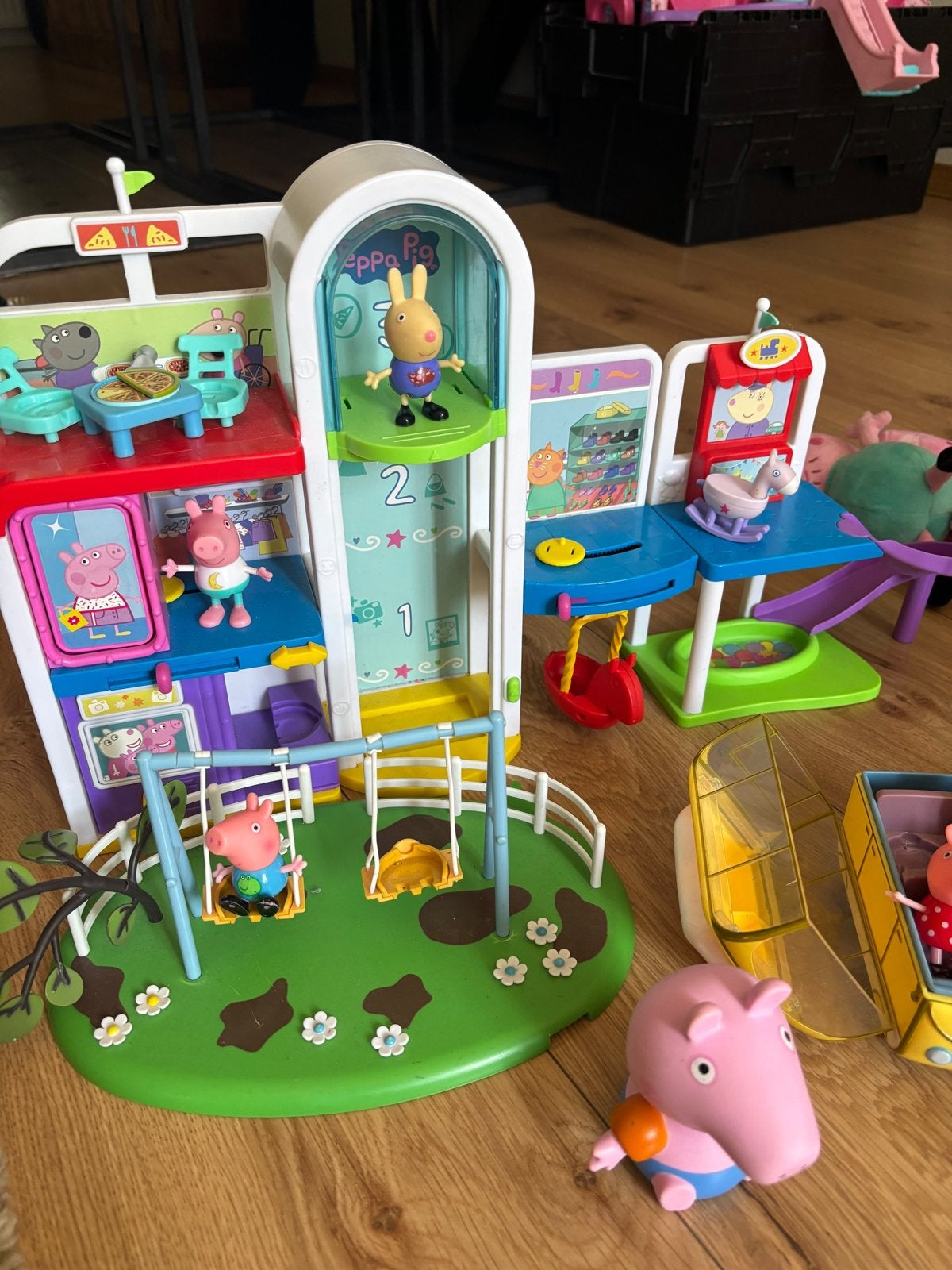 Grote Peppa Pig speelset met huis, school, auto en meer, Ophalen of Verzenden, Gebruikt