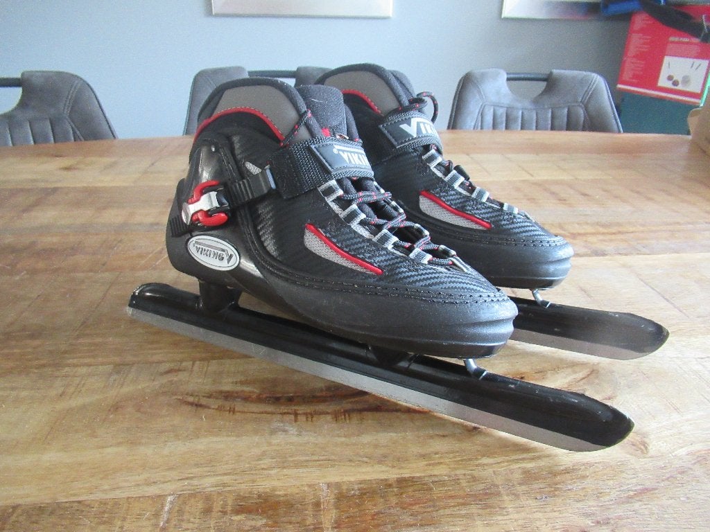 Viking Unlimited semi soft boot schaatsen maat 36 + hoezen, Sport en Fitness, Viking, Combinoren, Ophalen of Verzenden, Zo goed als nieuw