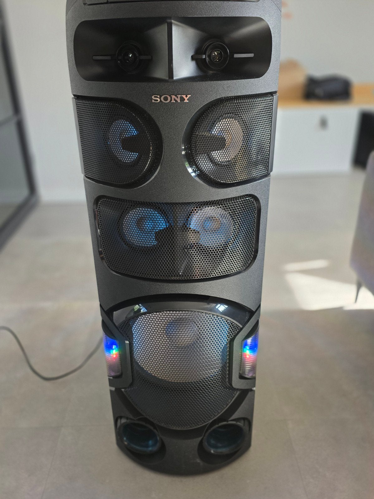 Foto 3 van Sony MHC-V82D High Power Audio Systeem met Bluetooth