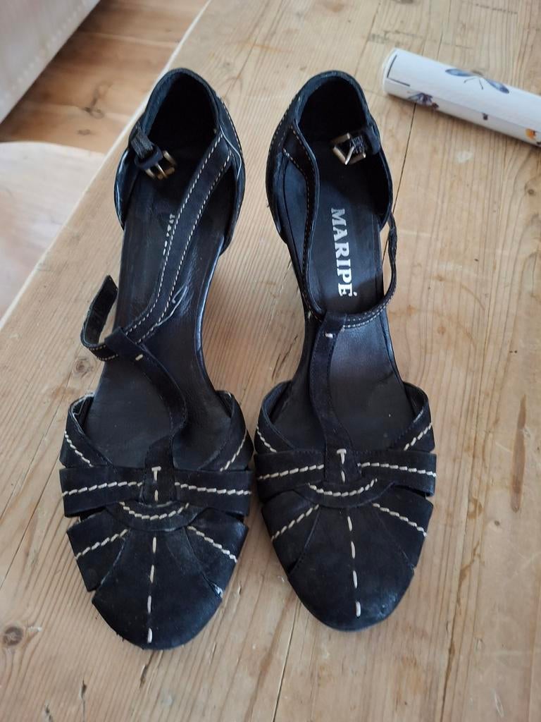 Maripé Zwarte Suède pumps met Hak, Verzenden, Zwart, Sandalen of Muiltjes, Zo goed als nieuw