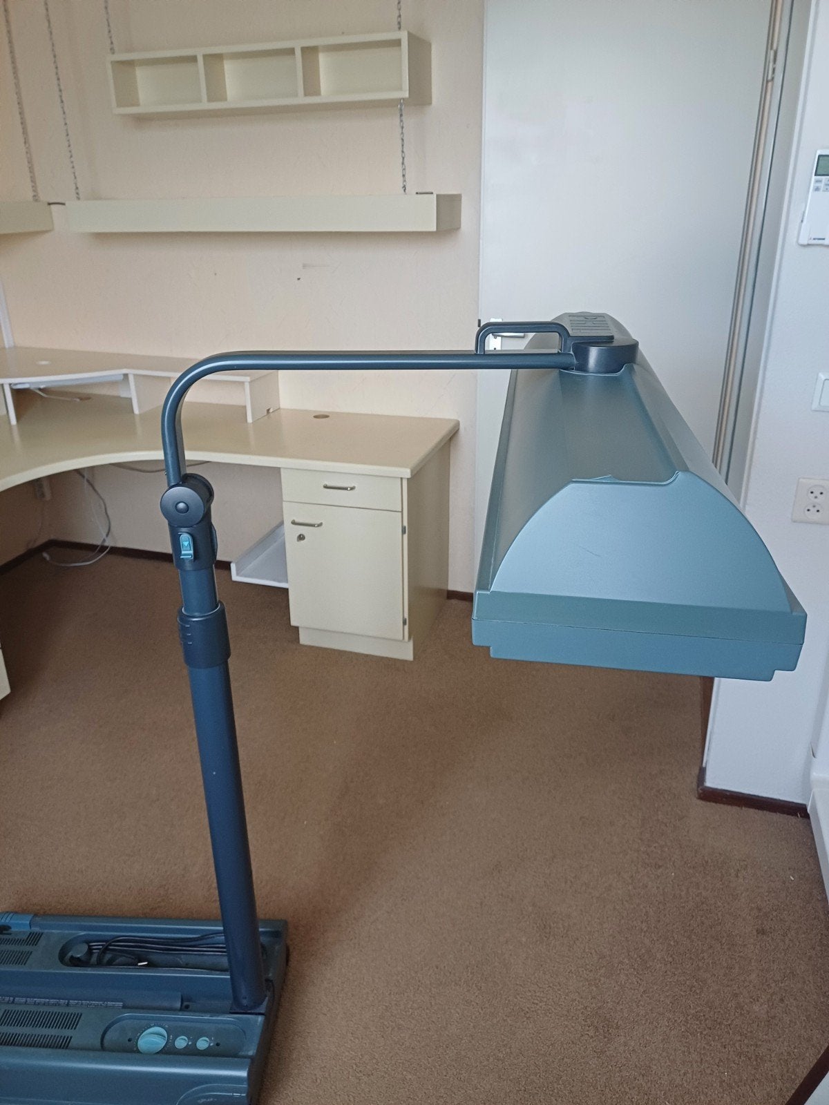 Gratis p⁹hilips HB 812 Home Solaria Zonnebank - Gebruikt, Ophalen, Gebruikt, Zonnebank enkelzijdig, Minder dan 10 lampen