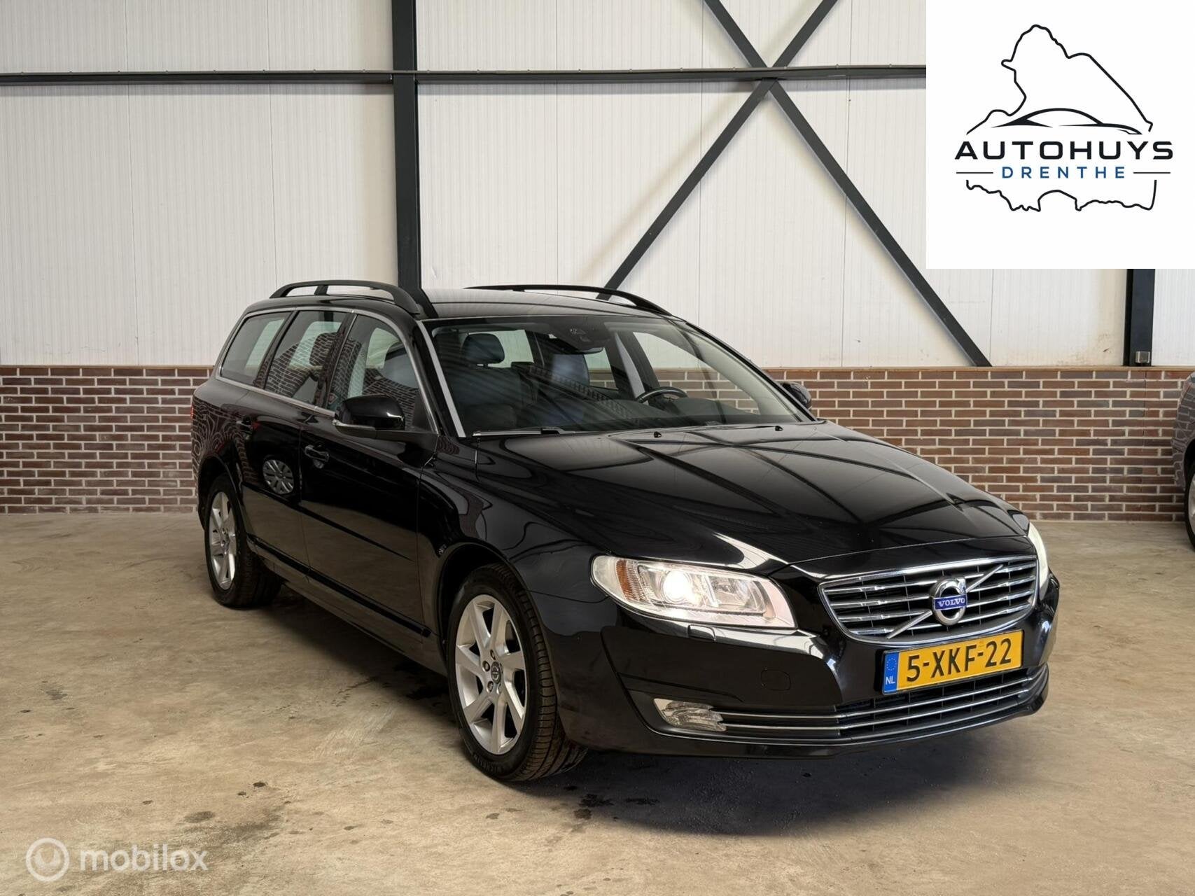 Volvo V70 1.6 T4 Nordic+, Auto's, Euro 5, 4 cilinders, 179 pk, Zwart