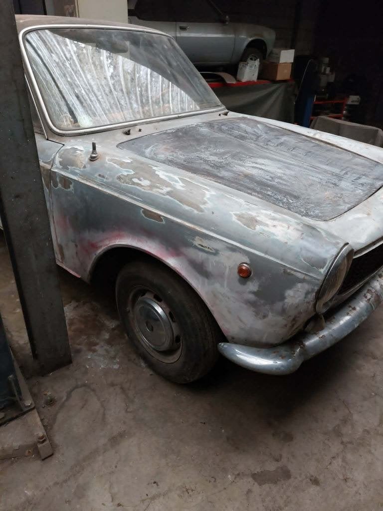 Foto 5 van Fiat Vignale 1500S  coupe 1966 schuurvondst , zeldzaam