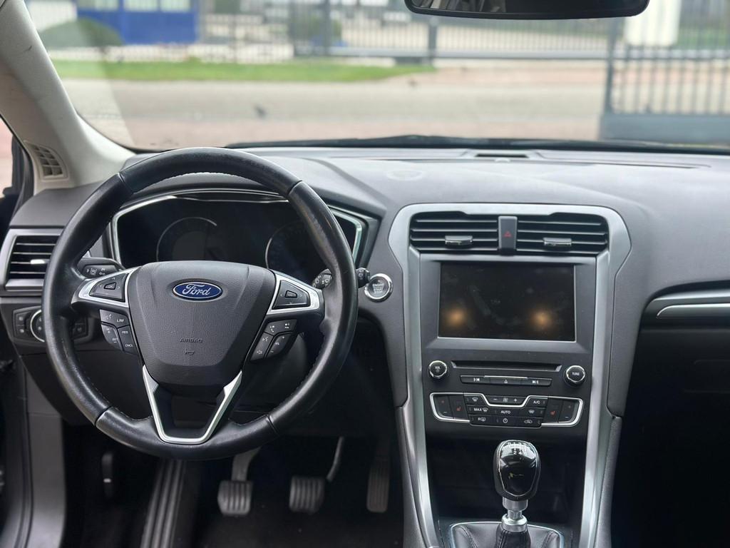 Ford Mondeo Wagon 1.5 Titanium EXPORT (Motor loopt warm), Auto's, 4 cilinders, Handgeschakeld, 161 pk, 17 km/l