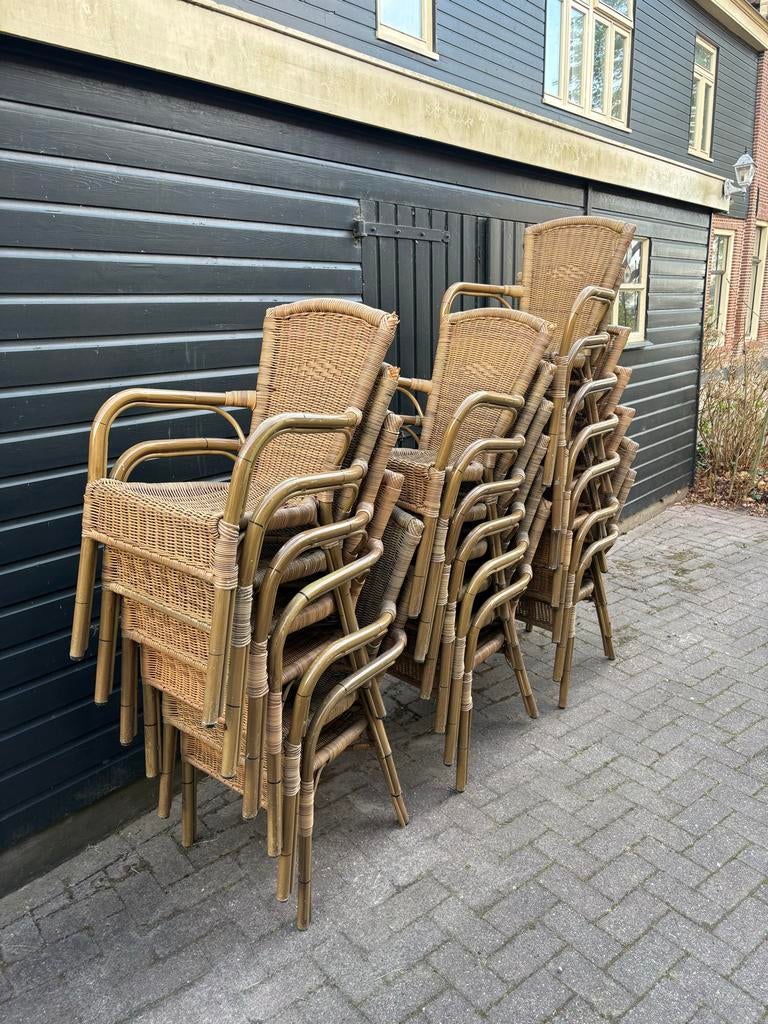 35 gebruikte Horeca Terrasstoelen van Riet - Gebruikt, Tuin en Terras, Tuinstoelen, Gebruikt, Rotan, Stapelbaar, Ophalen of Verzenden